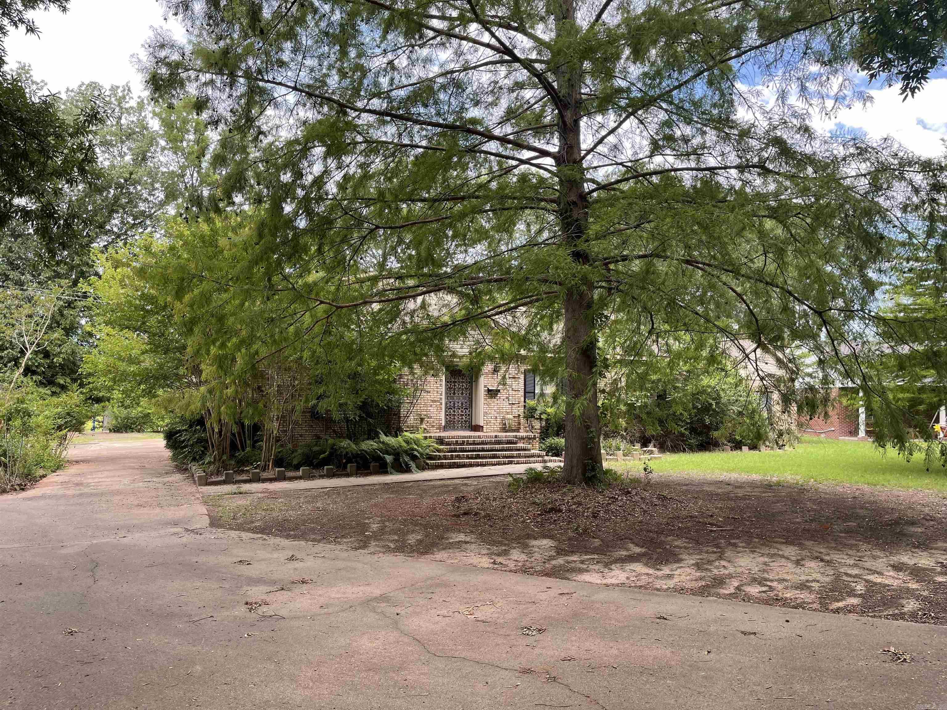 ARKANSAS HGTS - Residential