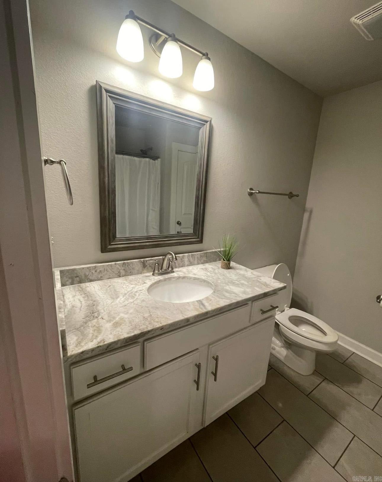 PLANTATION HILLS - Residential