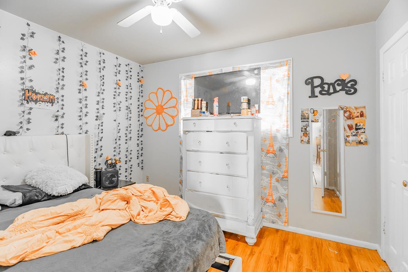 FAIRVIEW - Residential