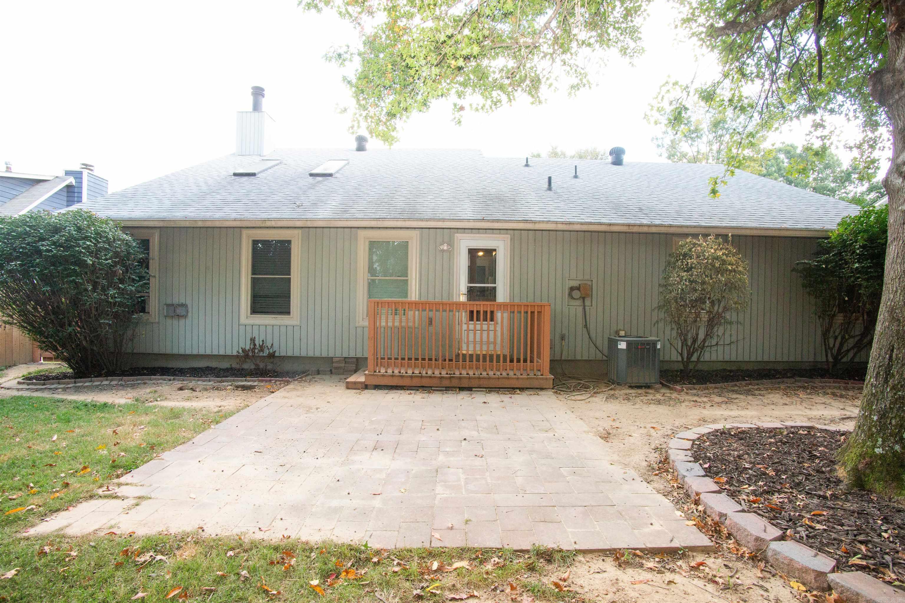 PARKWAY PLACE - Residential Lease