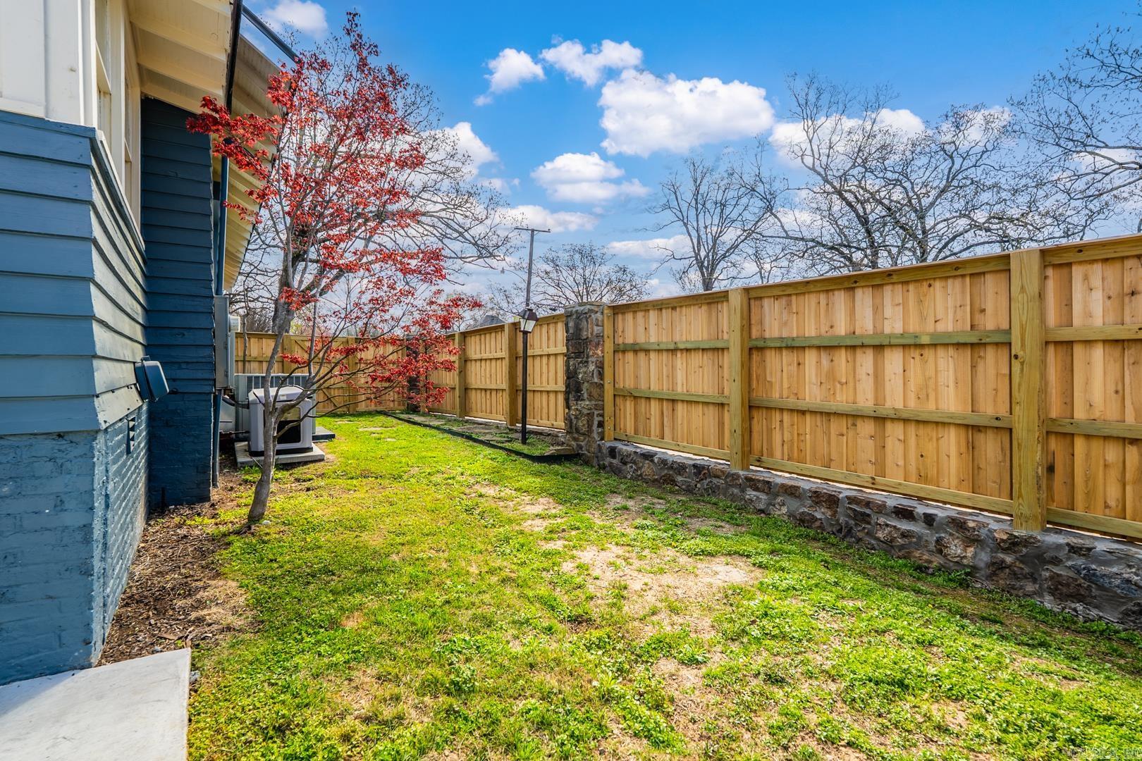 PULASKI HEIGHTS - Residential