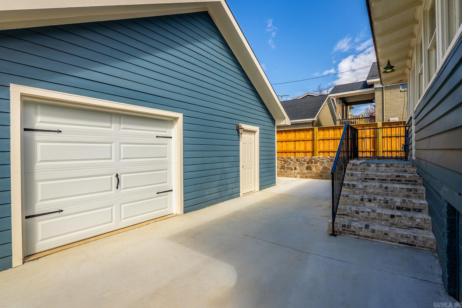 PULASKI HEIGHTS - Residential