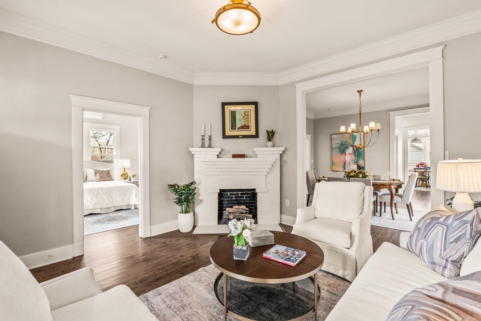 PULASKI HEIGHTS - Residential