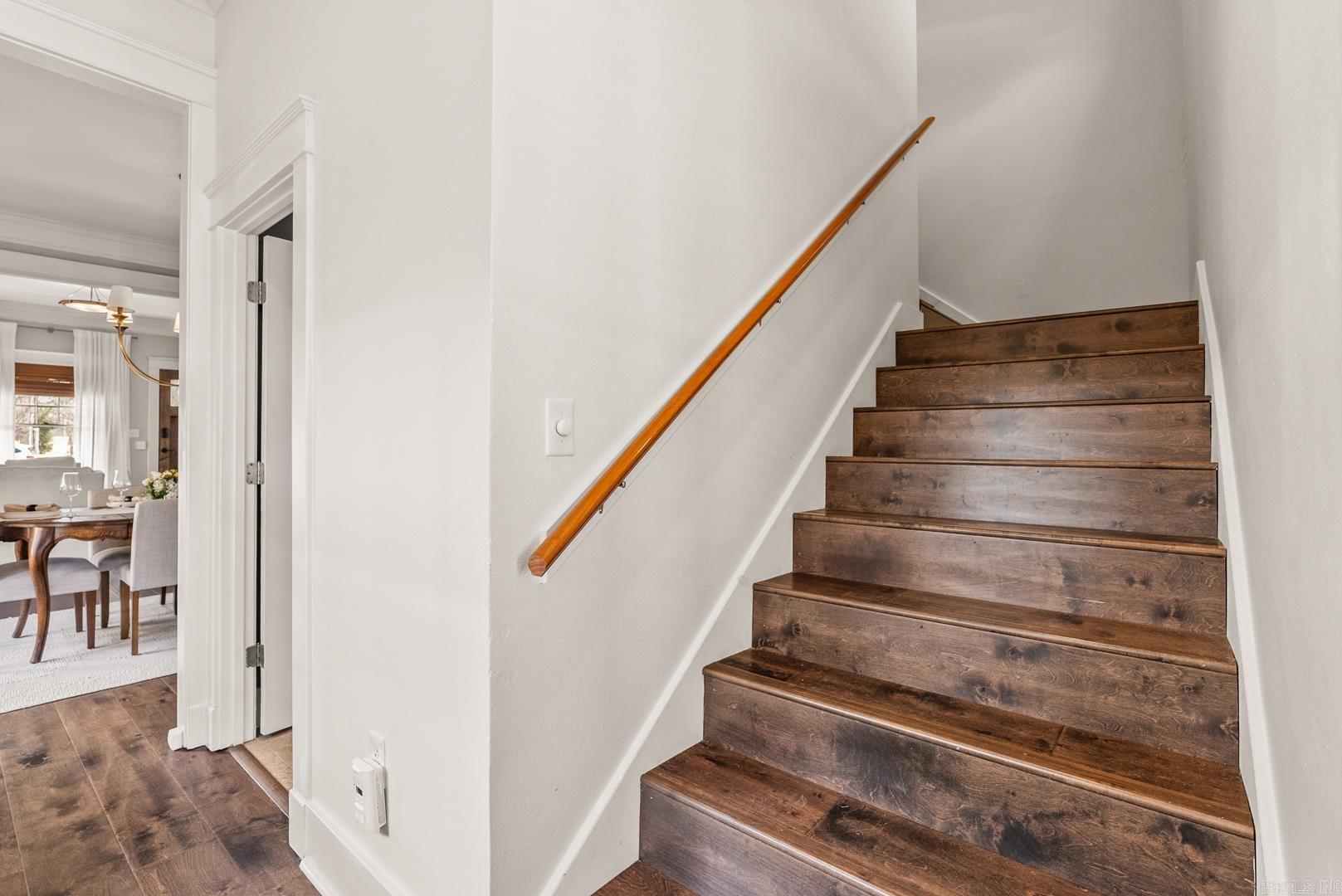 PULASKI HEIGHTS - Residential