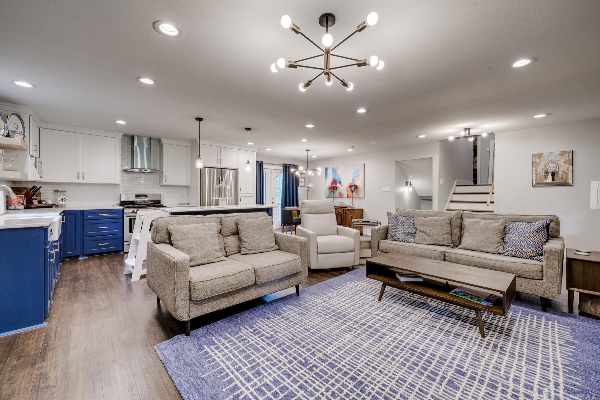PLEASANT VIEW - Residential