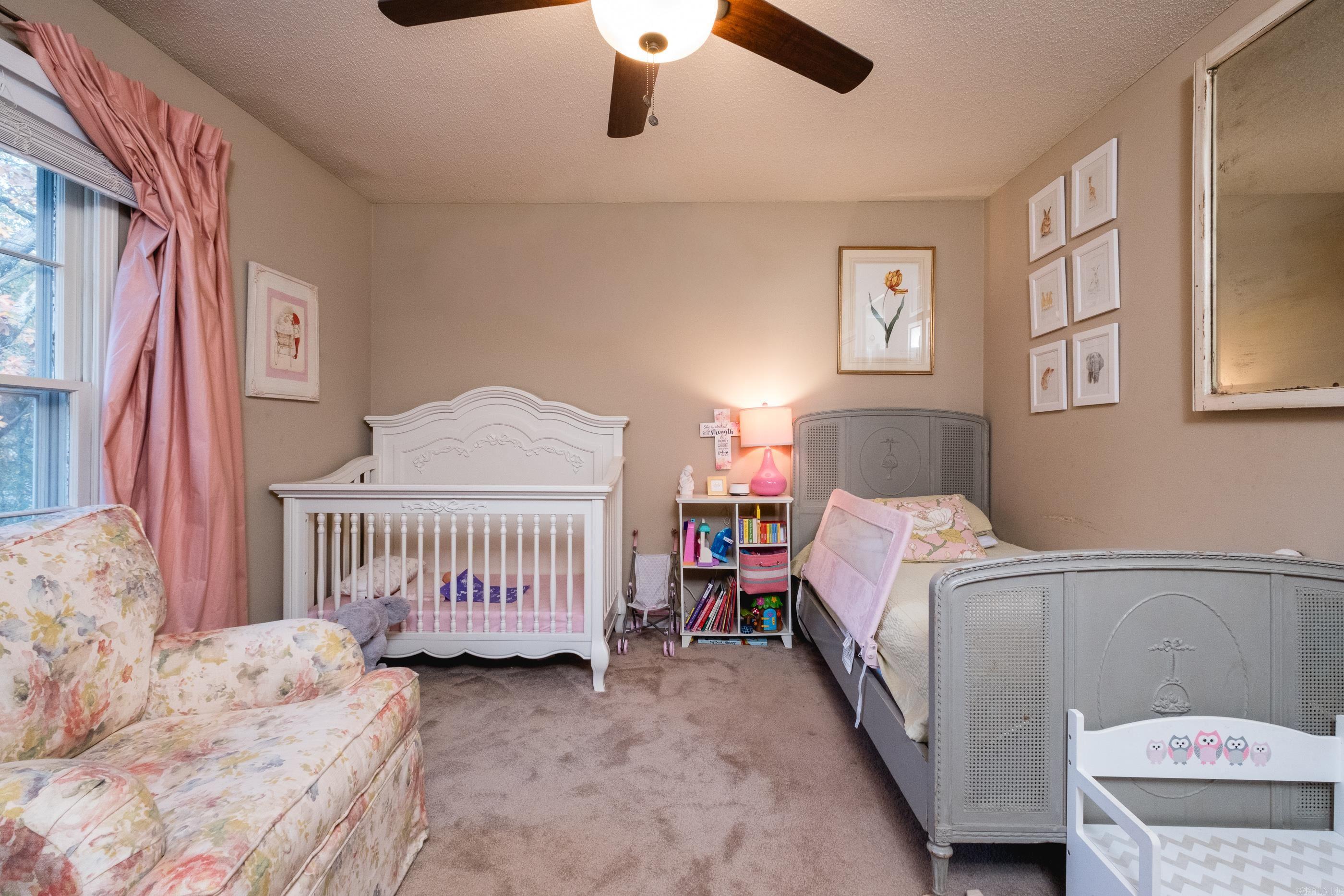 PLEASANT VALLEY - Residential