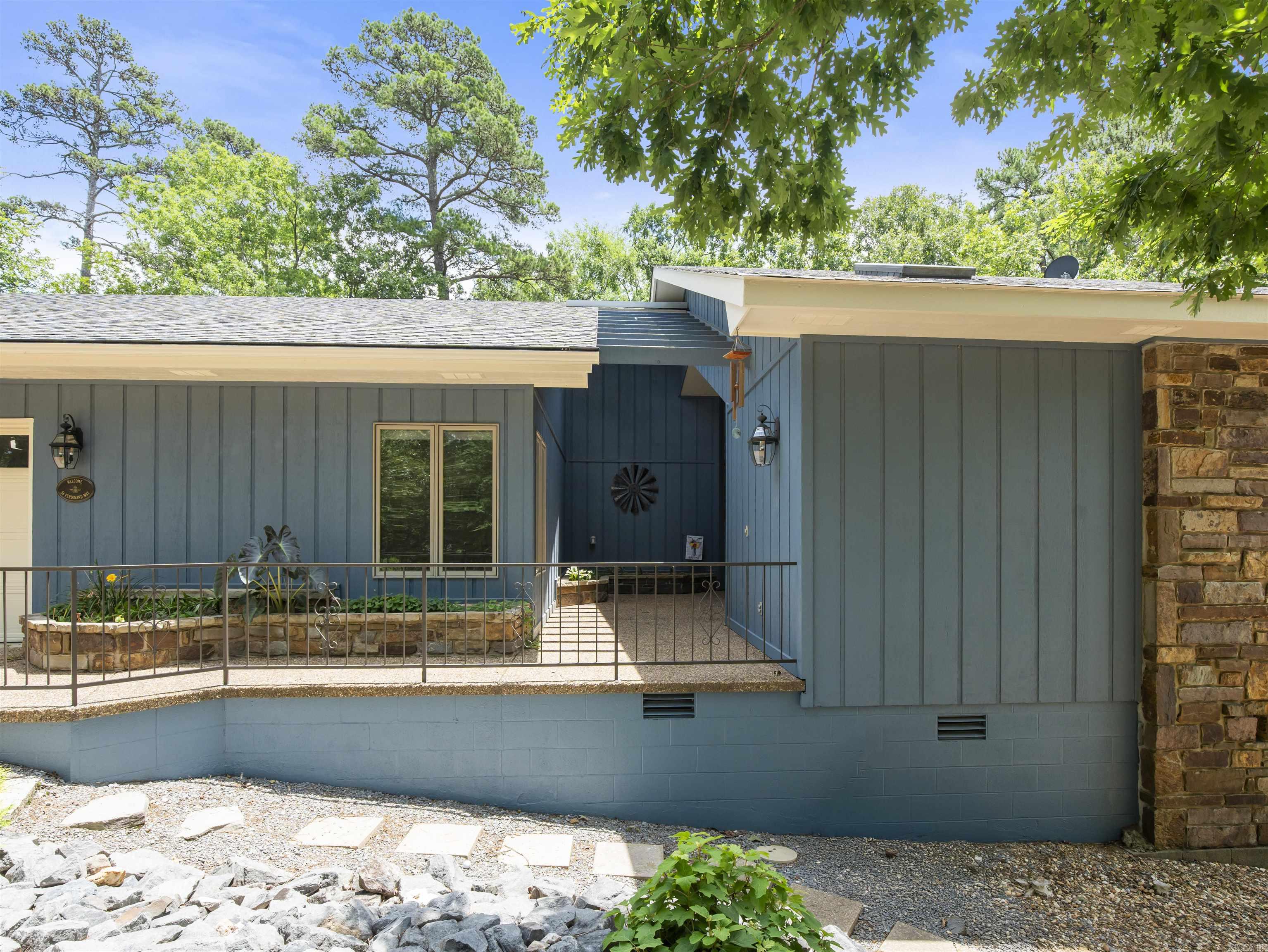 Ponce De Leon - Residential