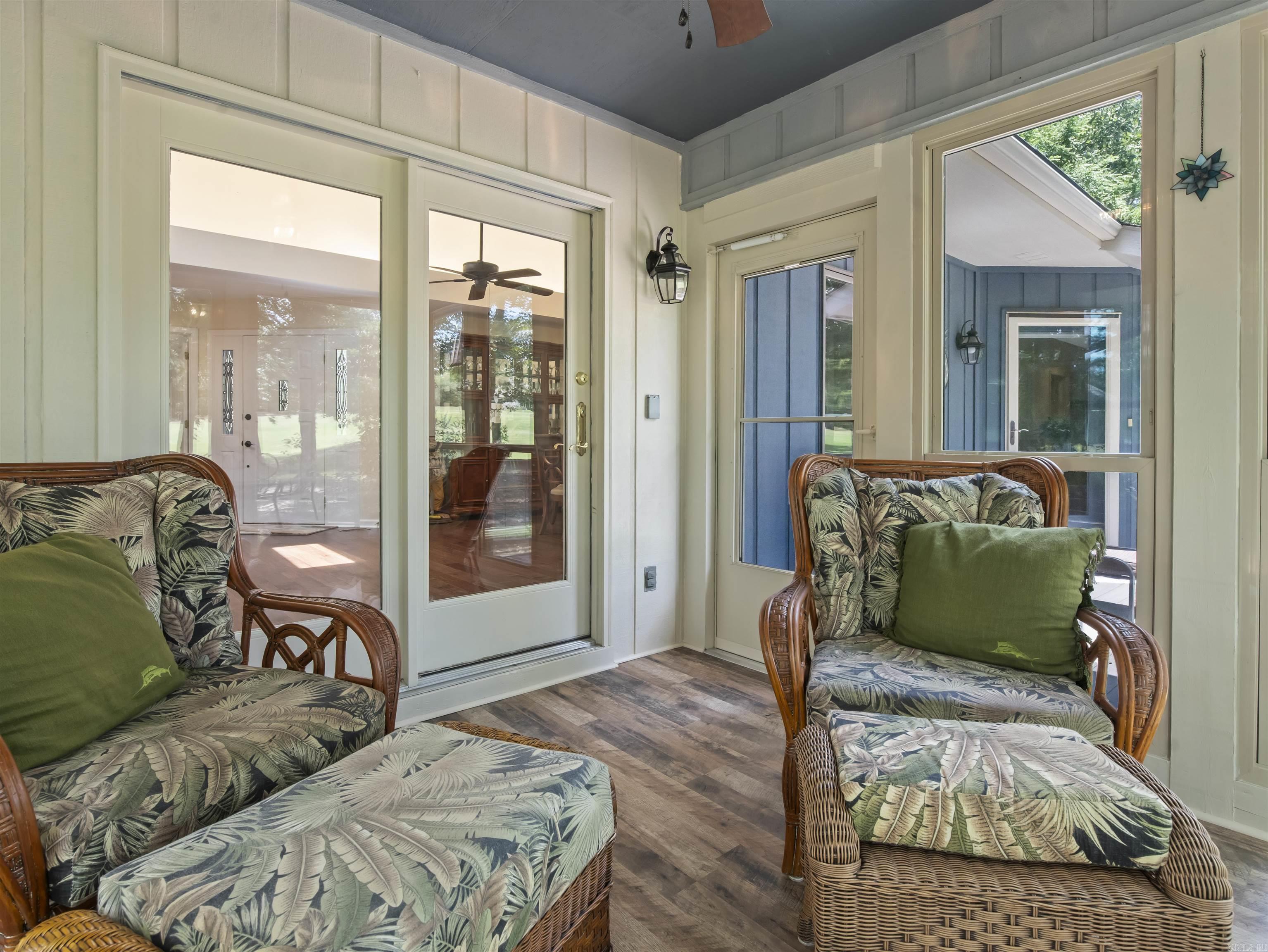 Ponce De Leon - Residential