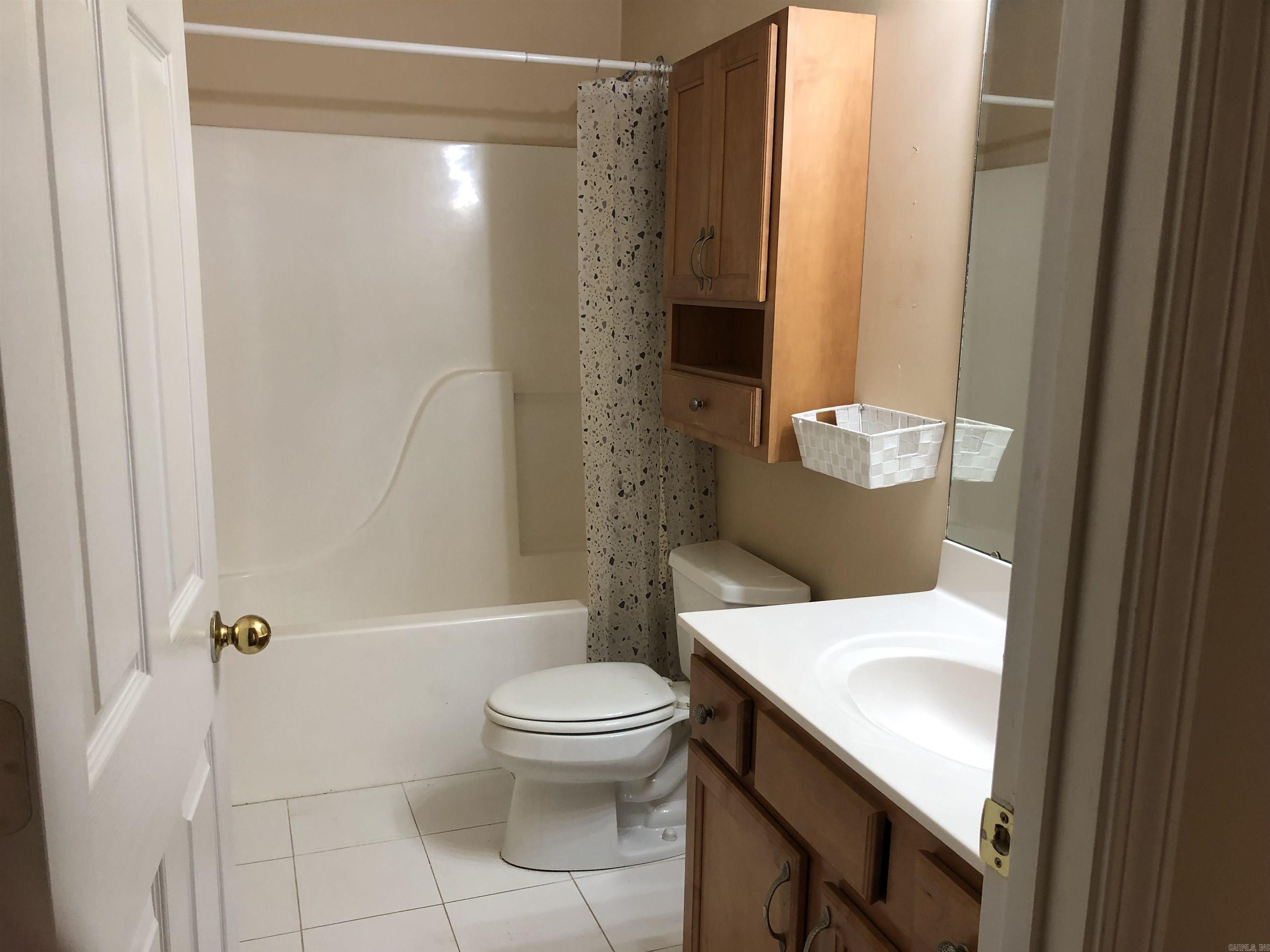 Slaten Vinson - Residential Income