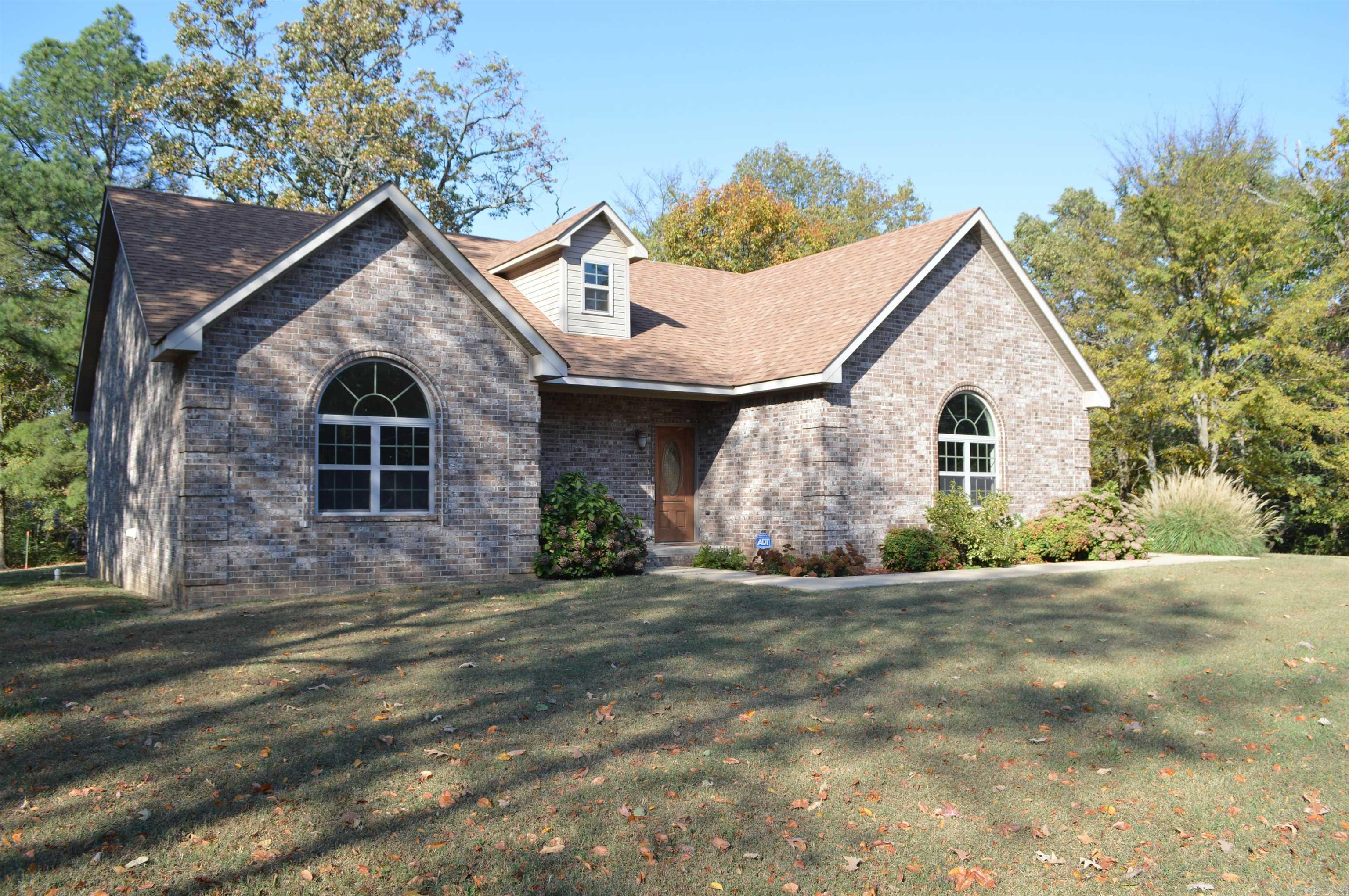 This beautiful two bedroom and two bath home sits on 1.92 acres just at the edge of the city limits in Harrisburg. With an open floorplan including the kitchen, dining room and living area this home offers lots of space for comfortable living or entertaining family and friends. The large master bedroom has a oversize master bathroom with lots of space and a huge walk-in closet! On the back of the home is a 14 X 16 composite deck over looking the backyard that is surrounded by trees.