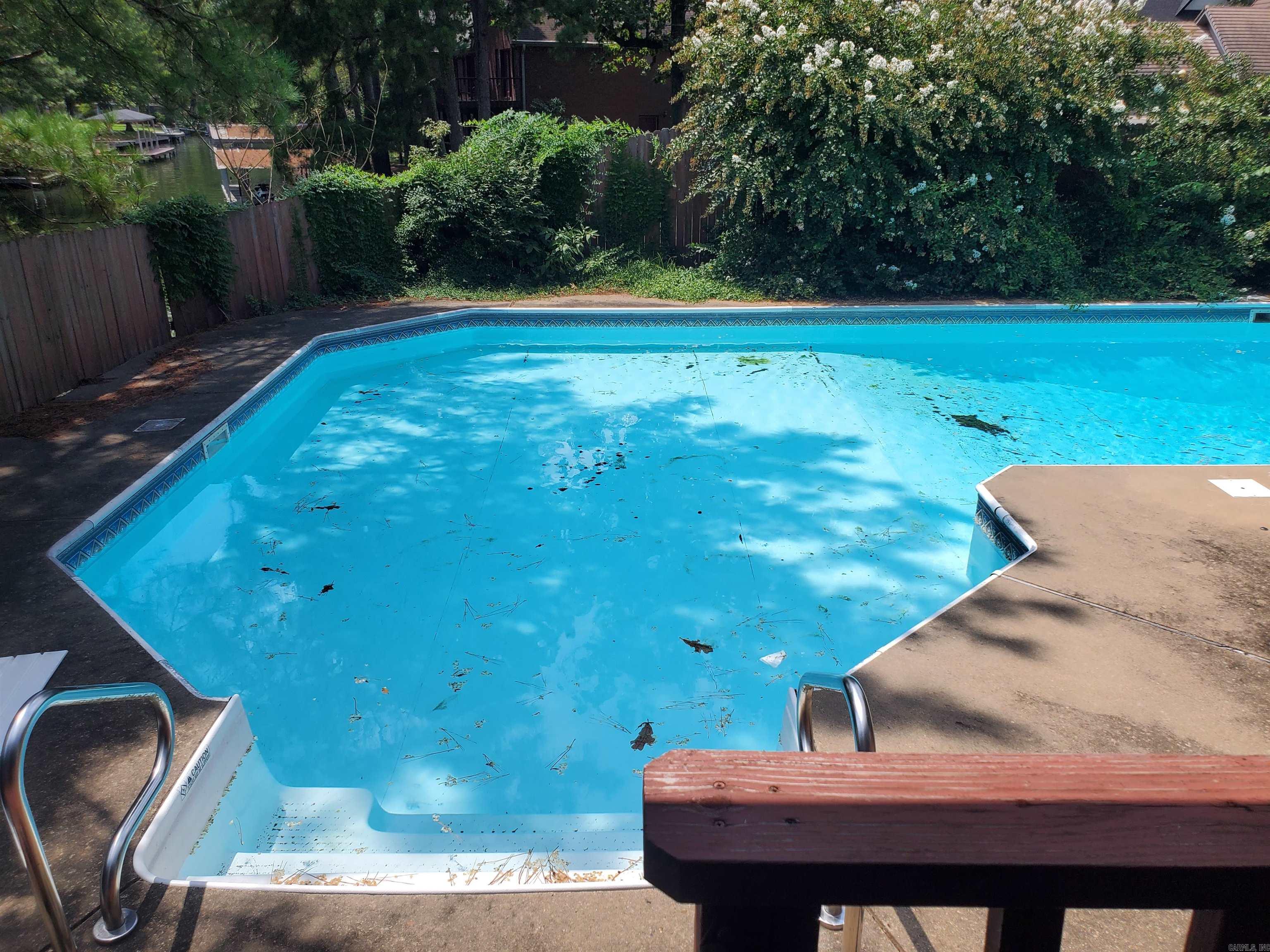 WATERS EDGE - Residential