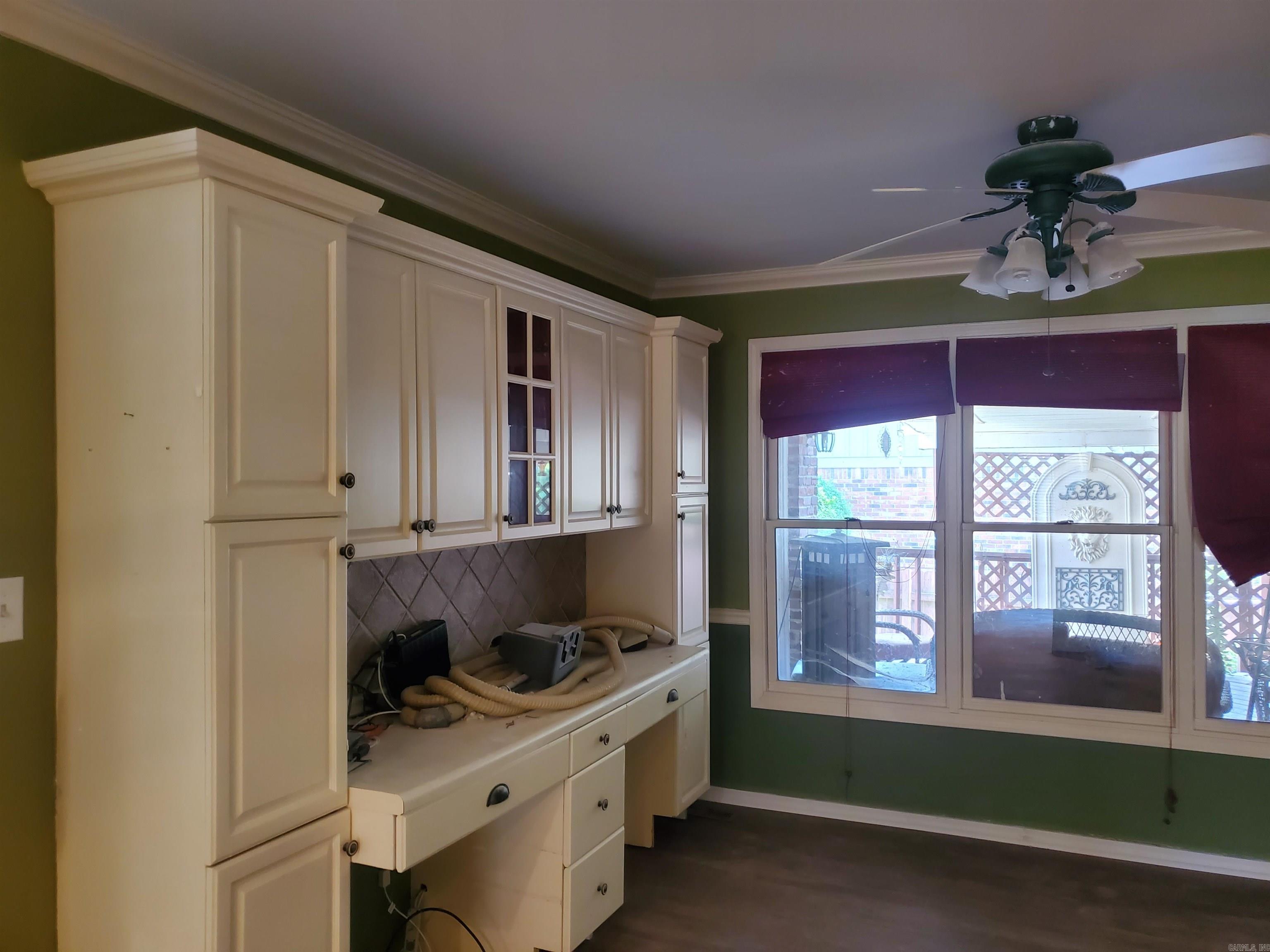 WATERS EDGE - Residential