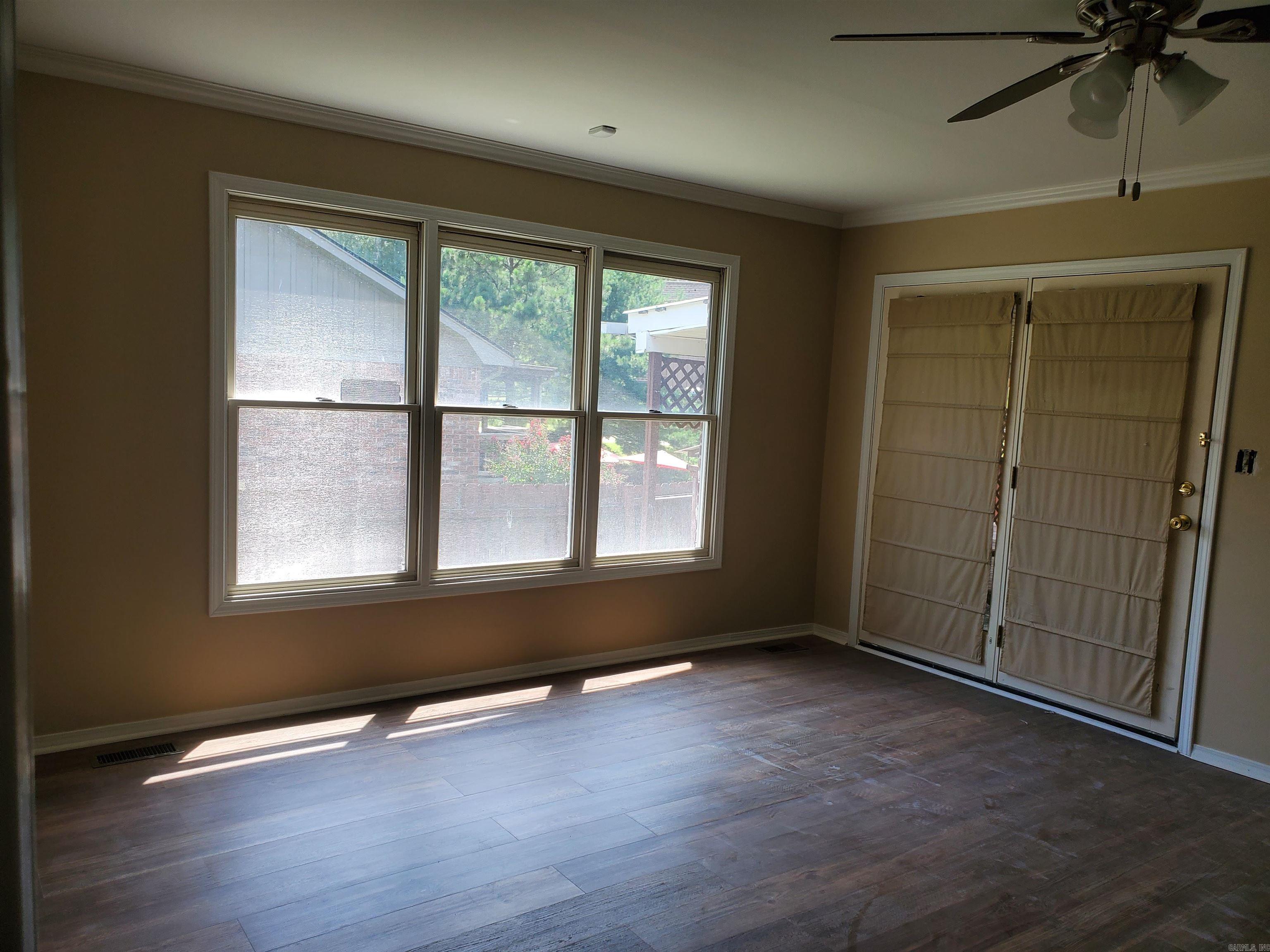 WATERS EDGE - Residential