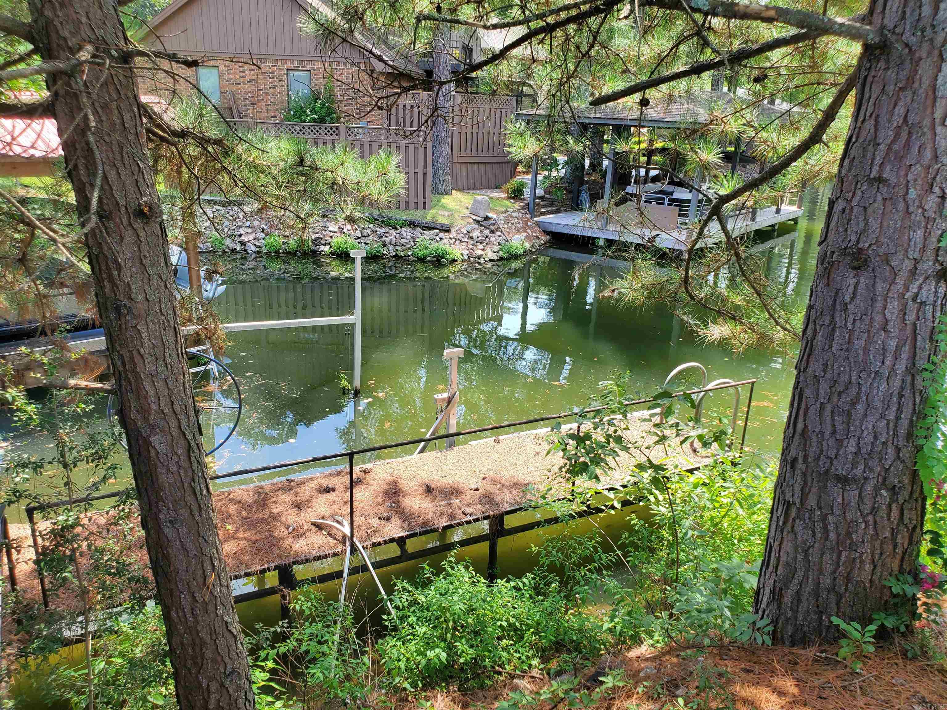 WATERS EDGE - Residential