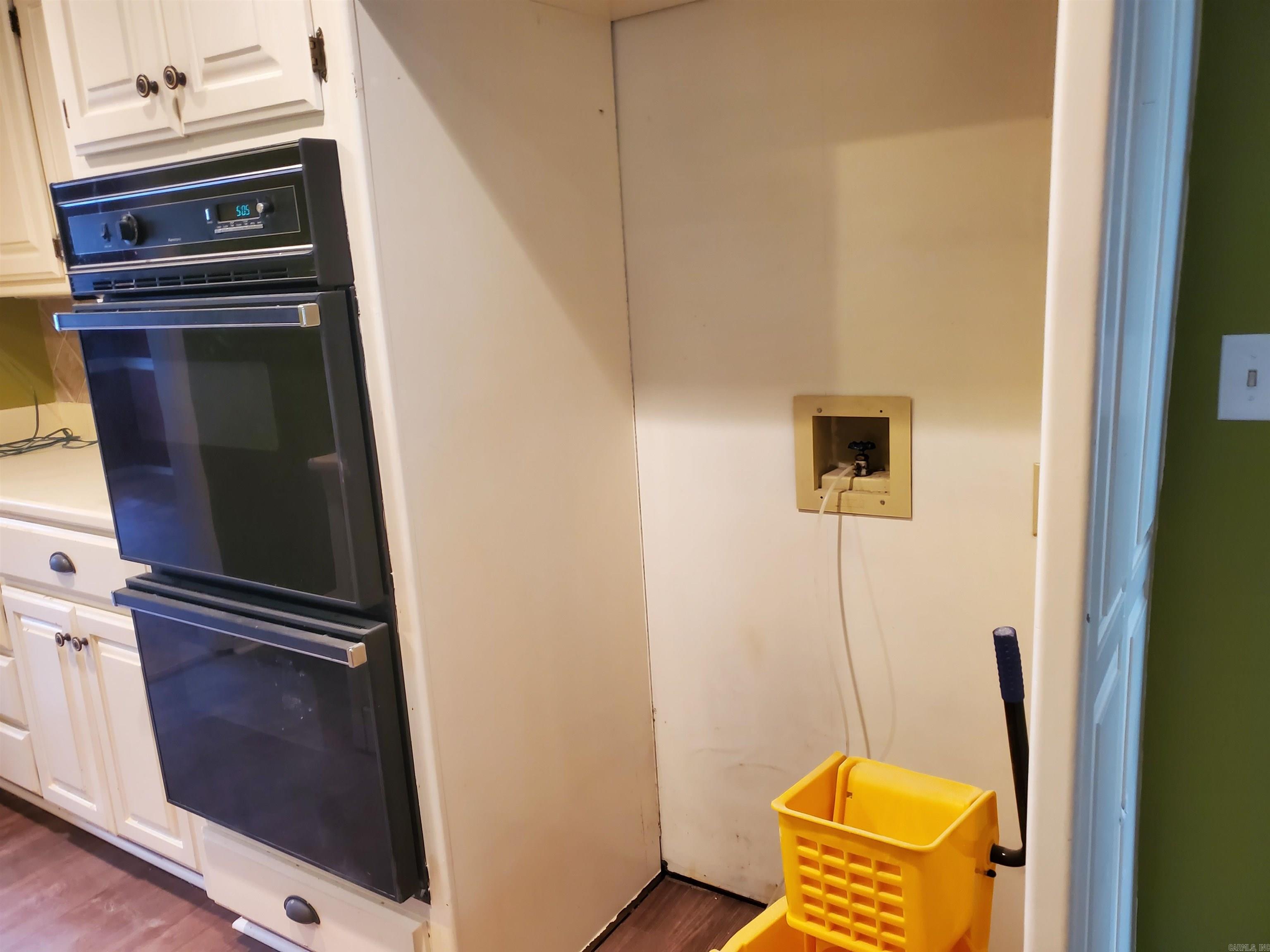 WATERS EDGE - Residential