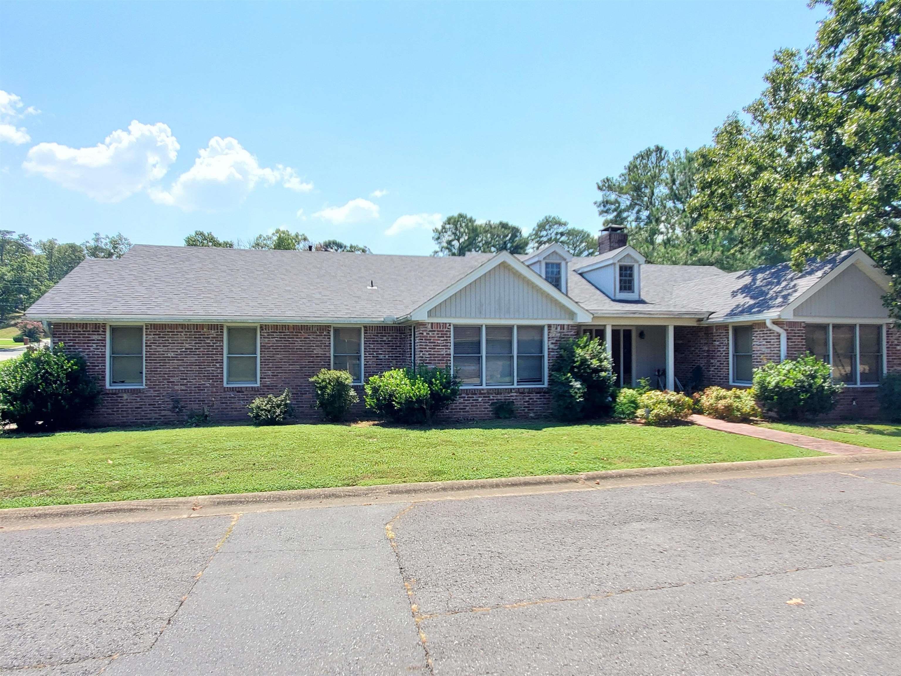 WATERS EDGE - Residential