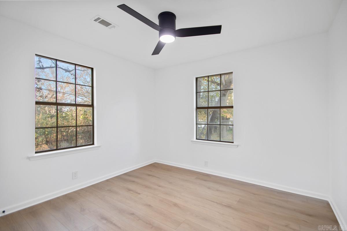 OAK GLEN - Residential