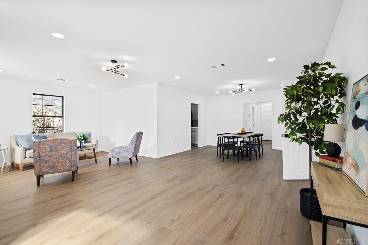 OAK GLEN - Residential