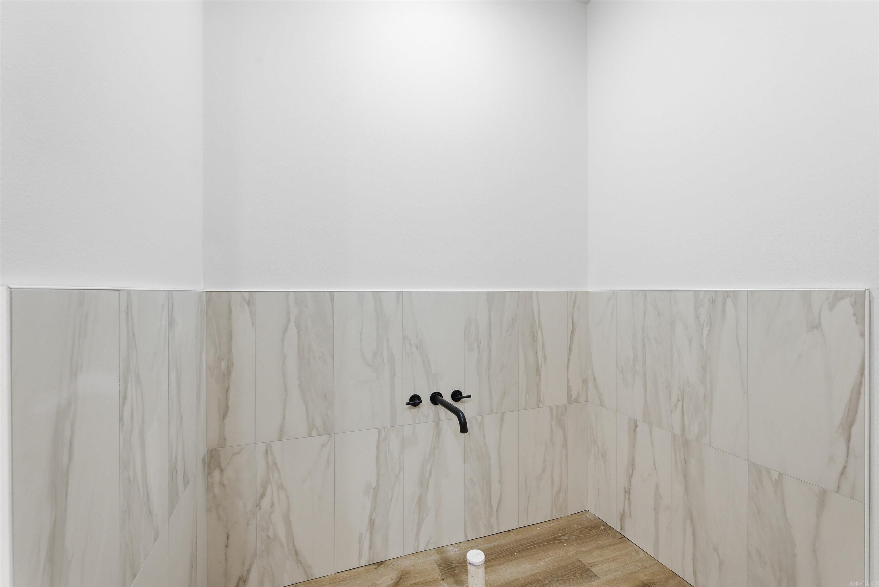 Castle Heights - Residential