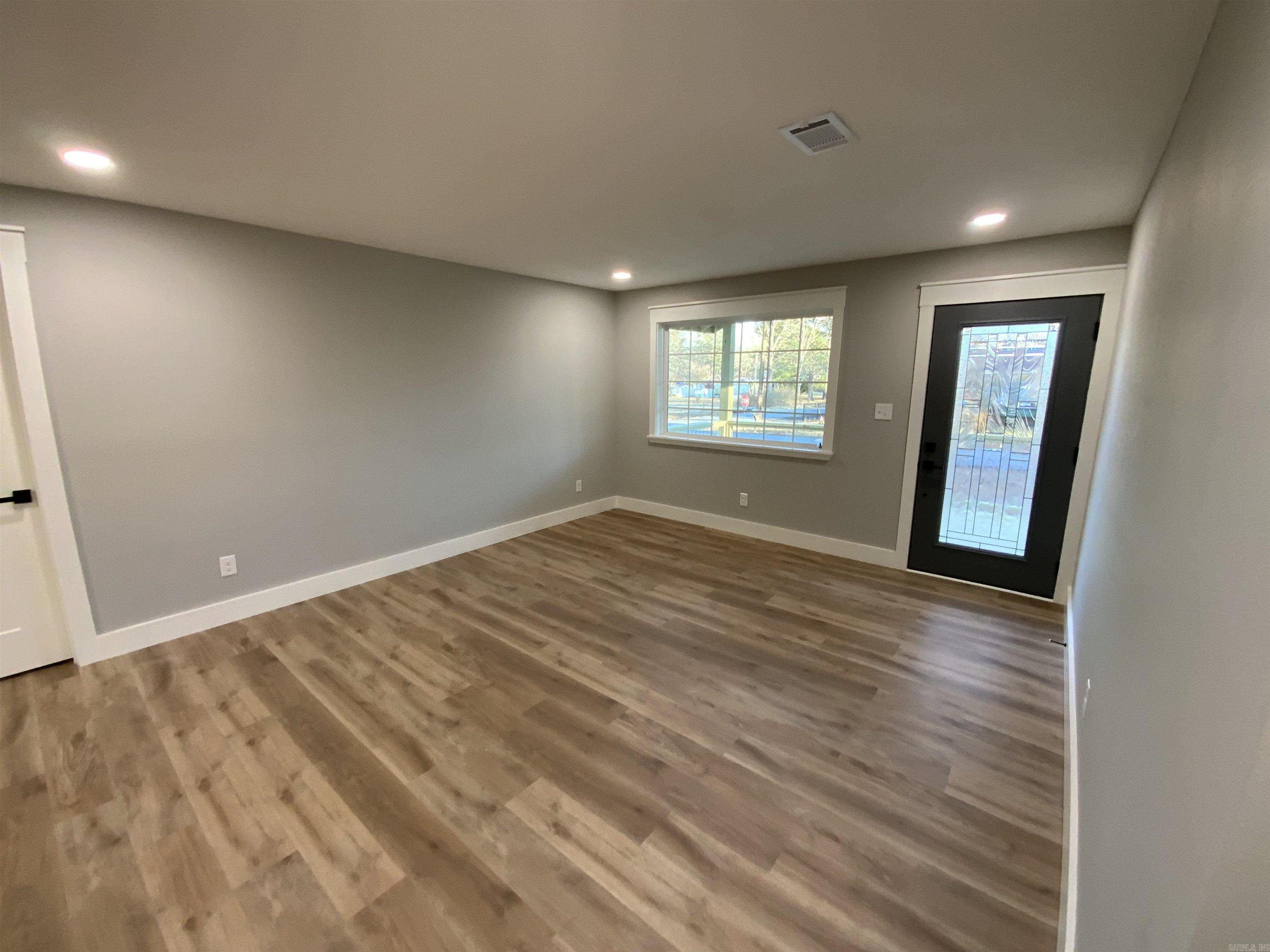 CHURCHILL ADDN - Residential