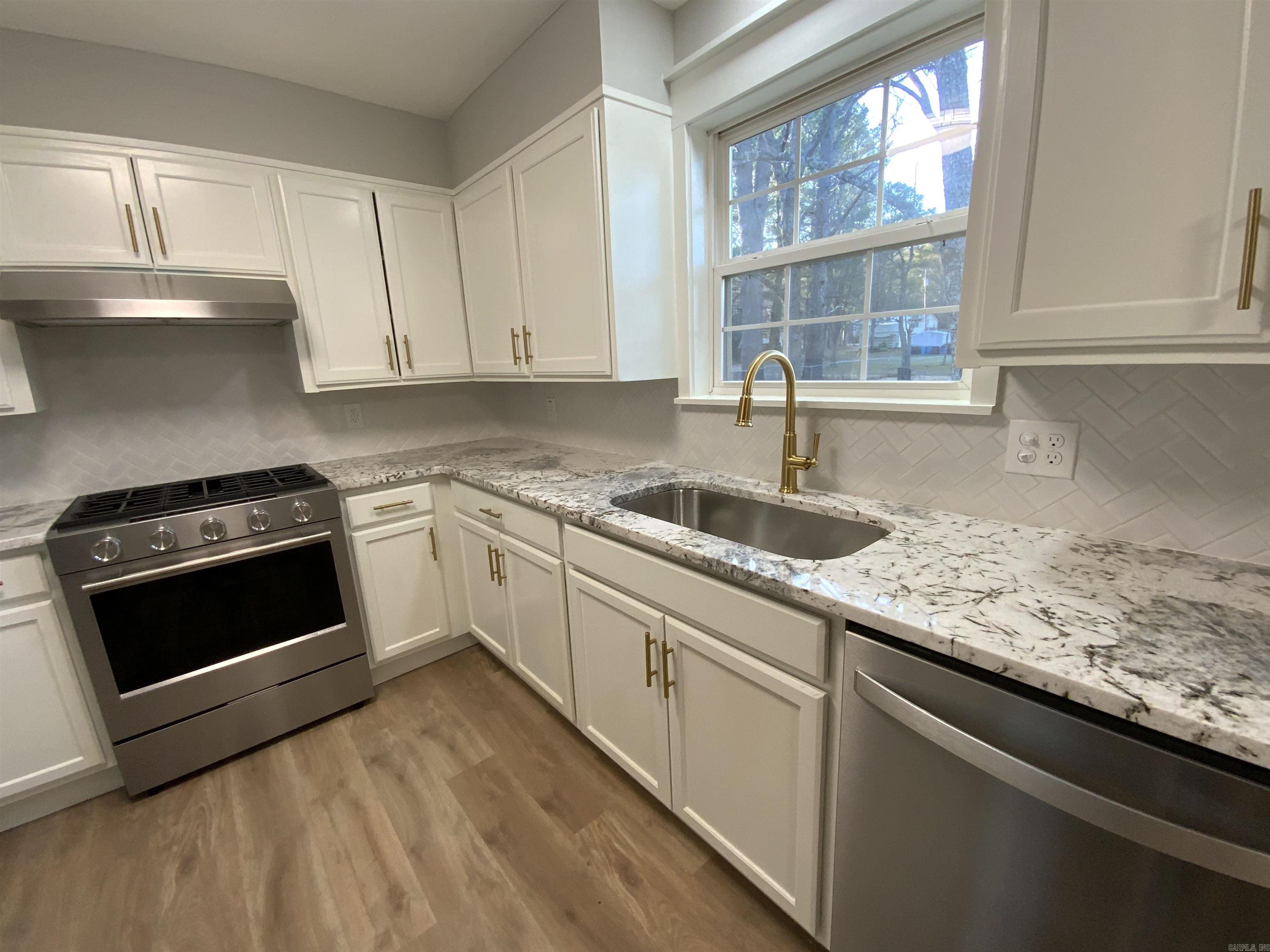 CHURCHILL ADDN - Residential