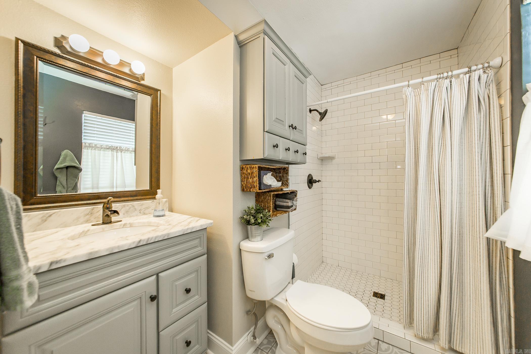 GREEN HILLS - Residential