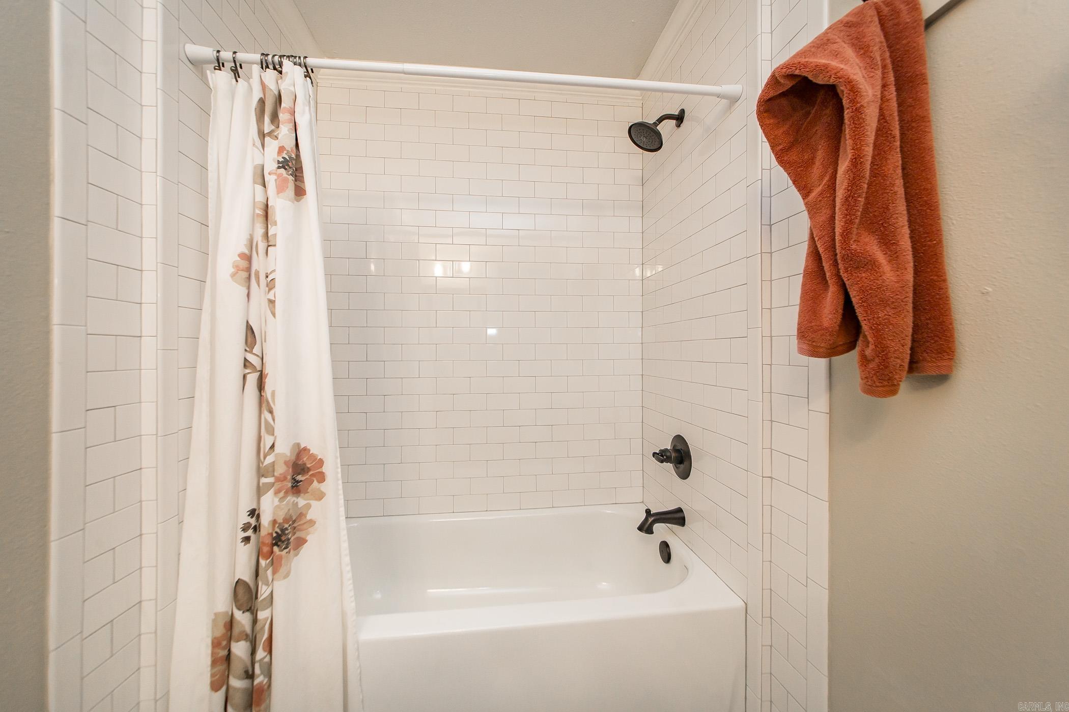 GREEN HILLS - Residential