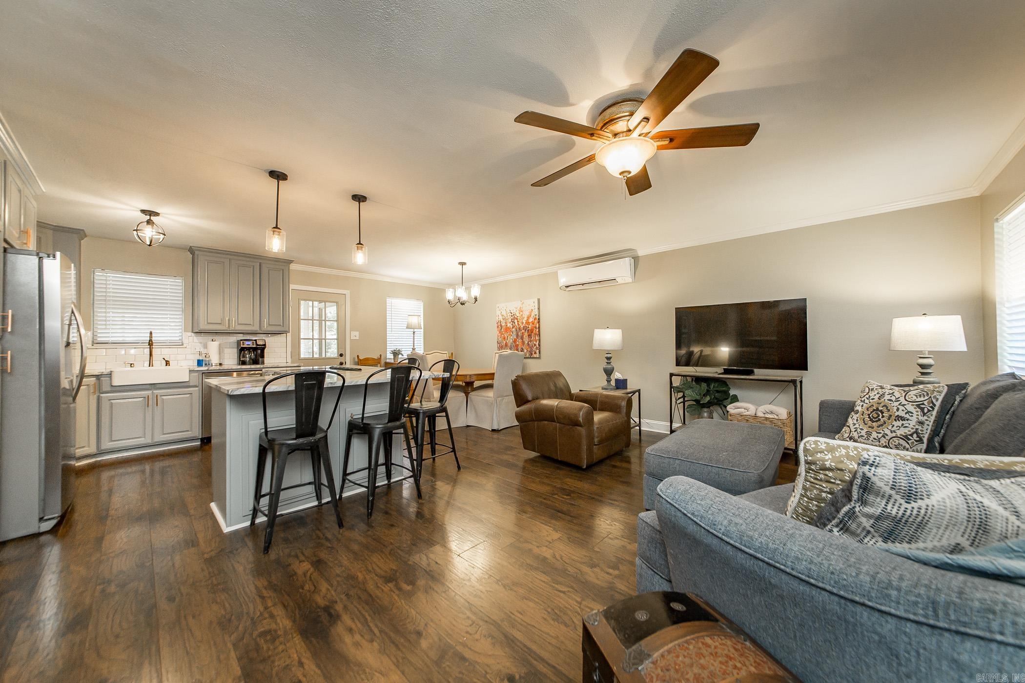 GREEN HILLS - Residential