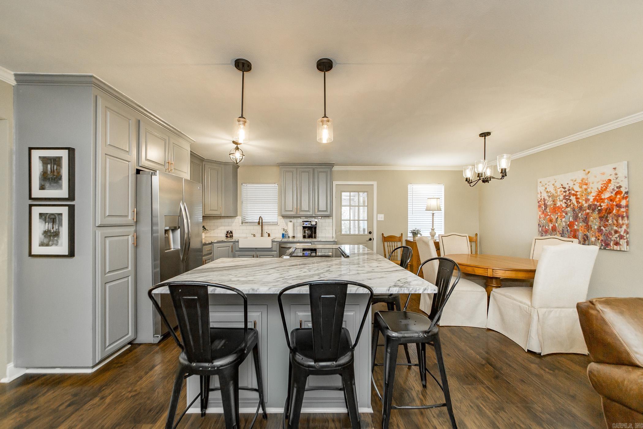 GREEN HILLS - Residential