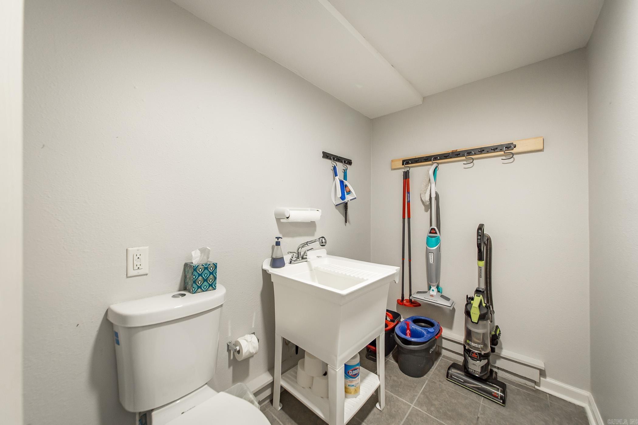 GREEN HILLS - Residential