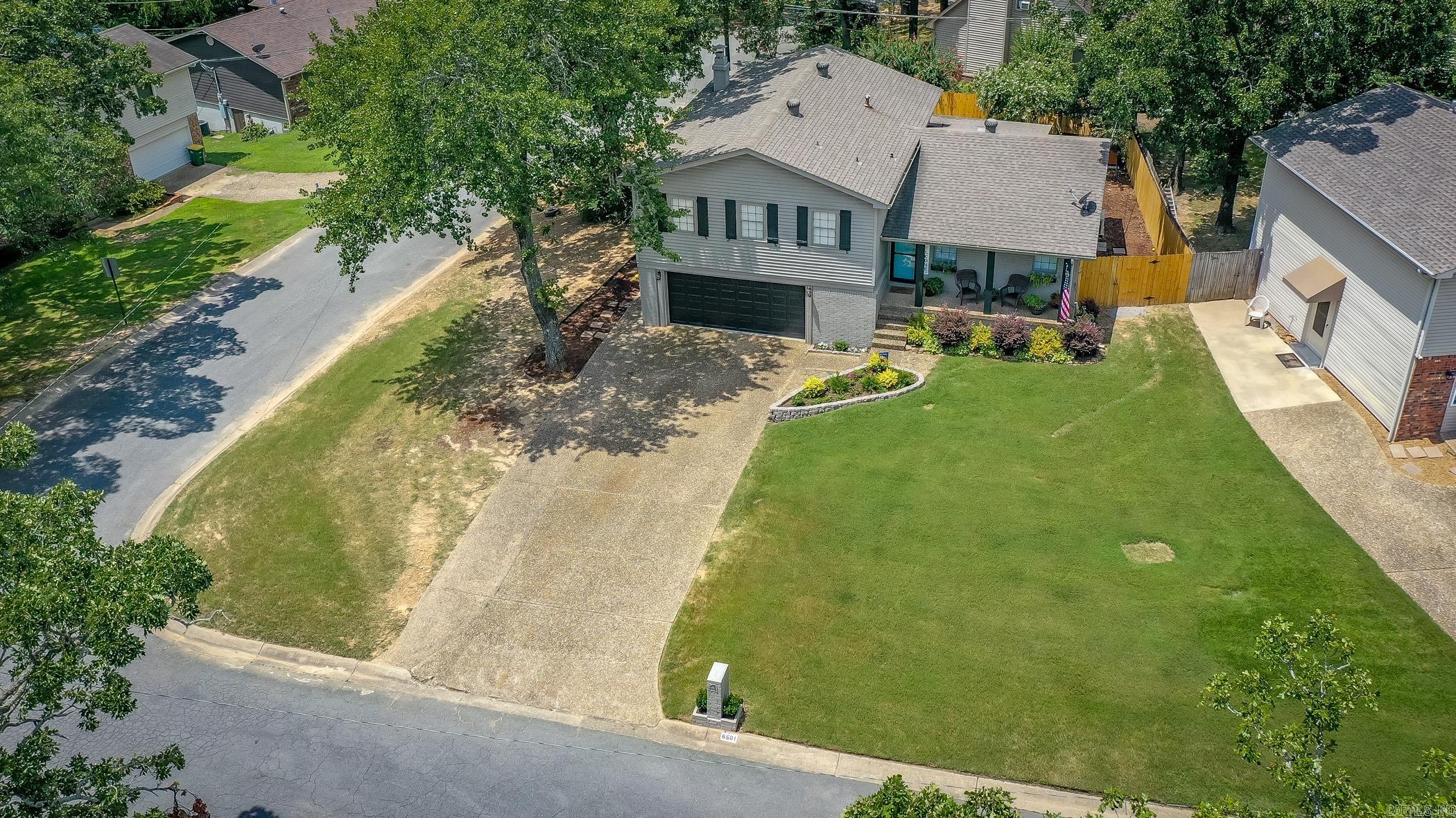 GREEN HILLS - Residential