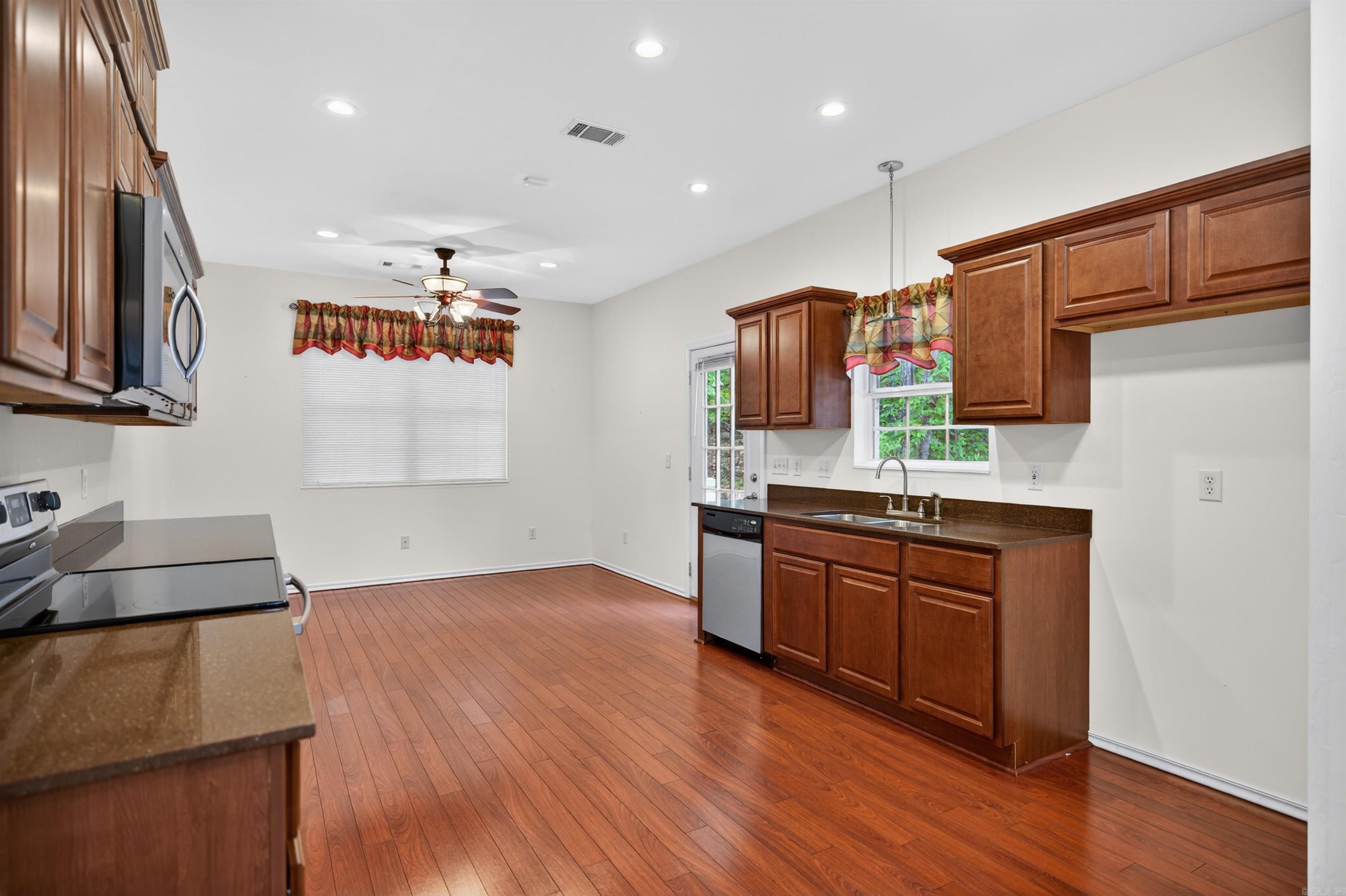 Salvatierra - Residential