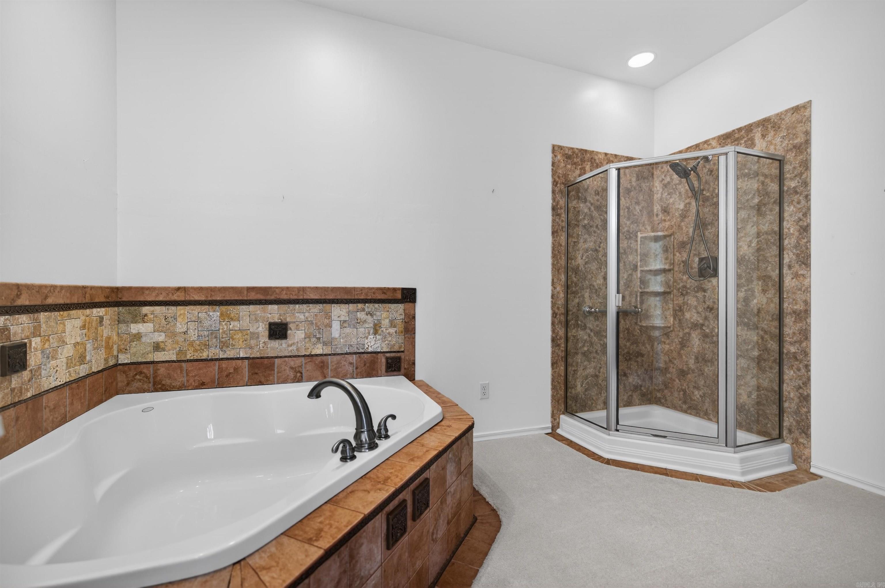 Salvatierra - Residential