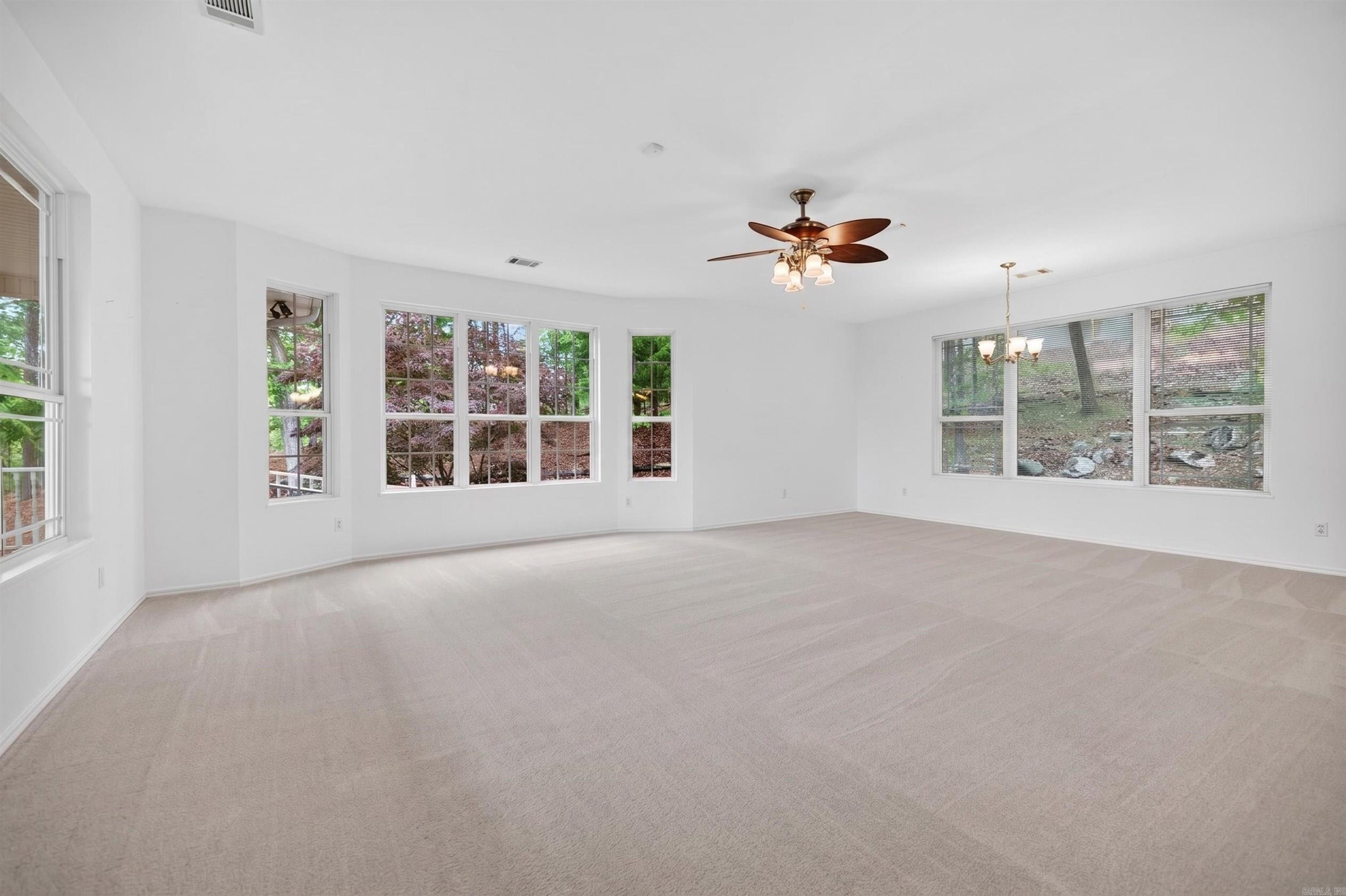 Salvatierra - Residential