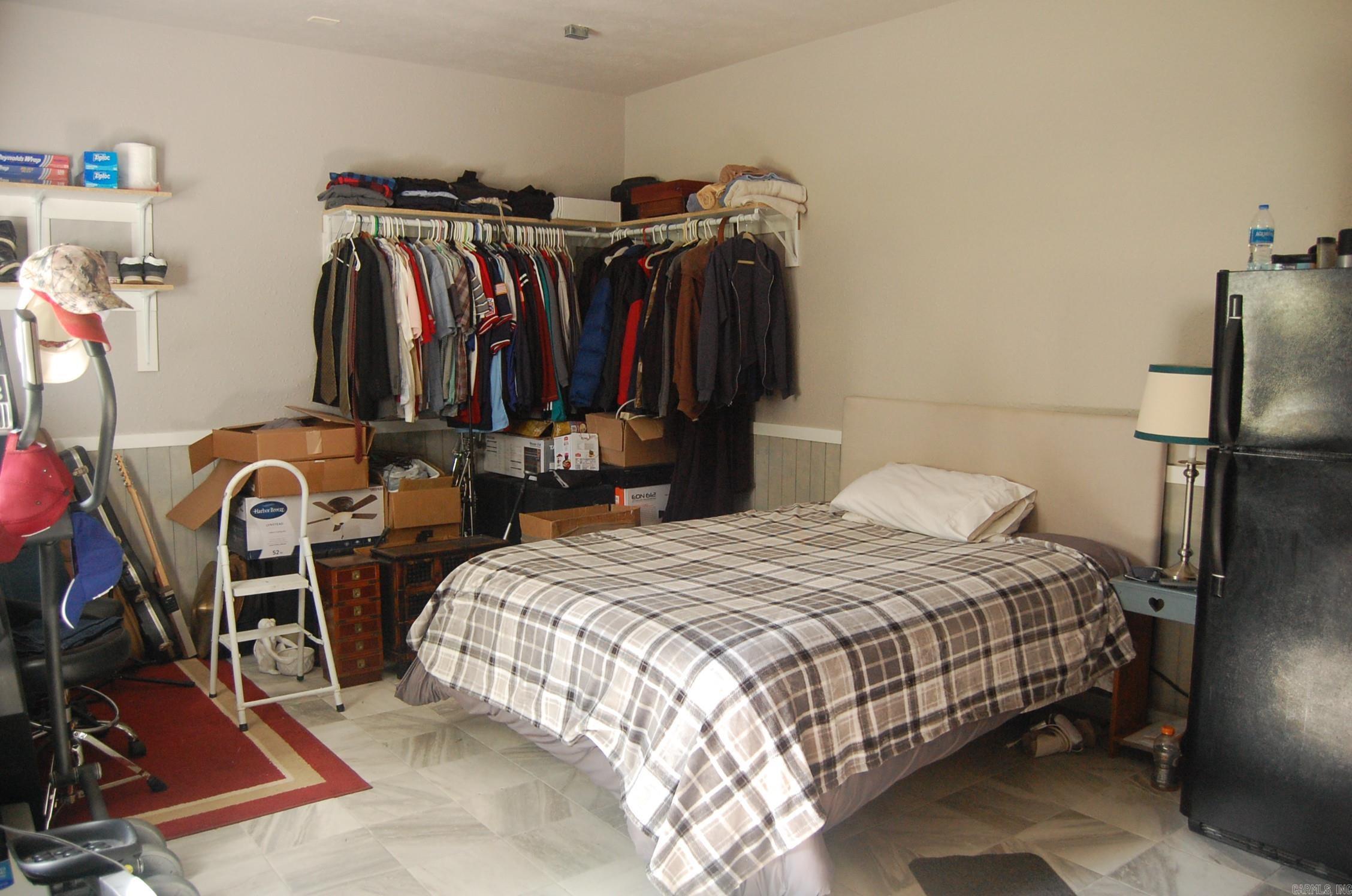 BREEZE HILLS - Residential