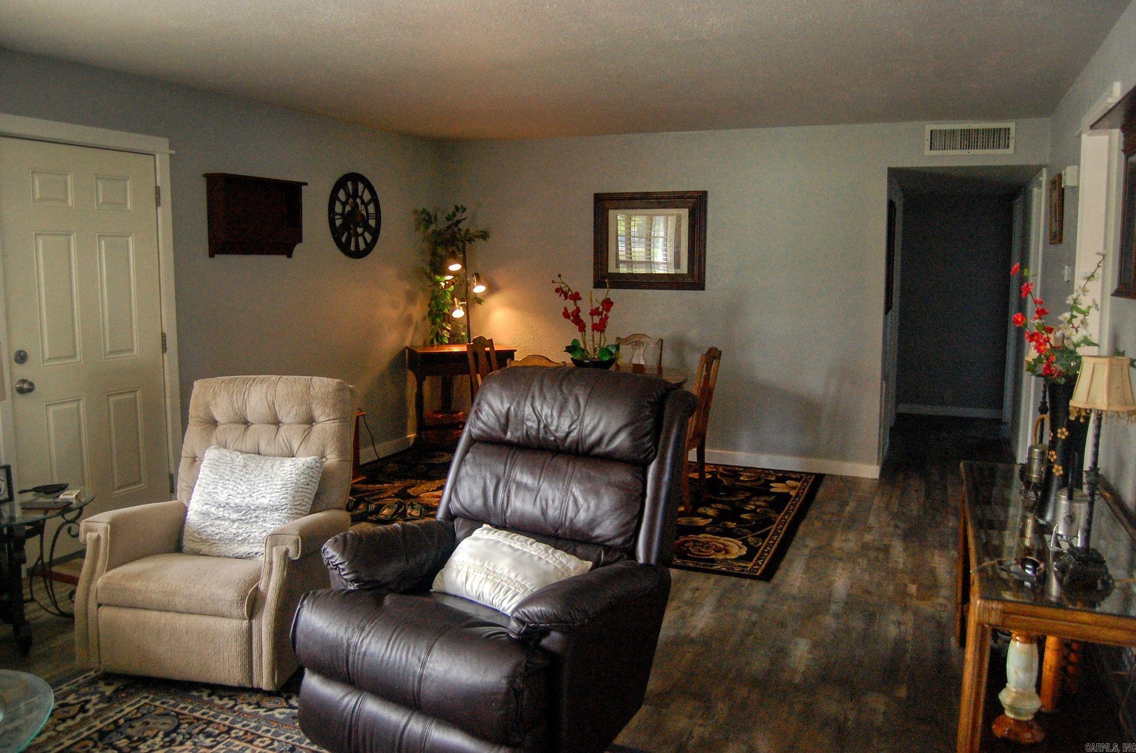 BREEZE HILLS - Residential