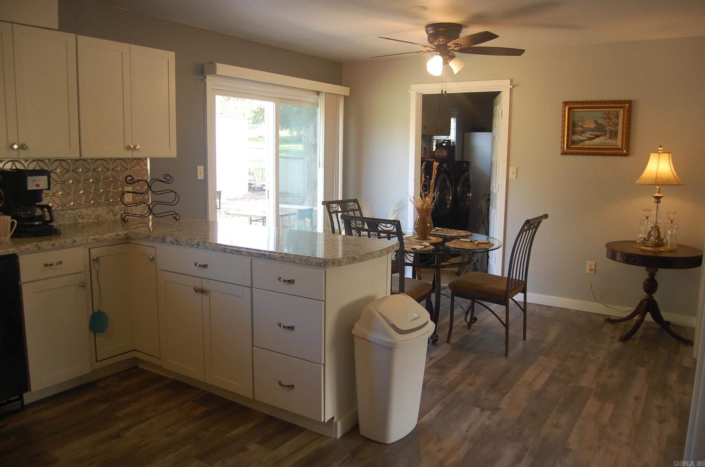 BREEZE HILLS - Residential