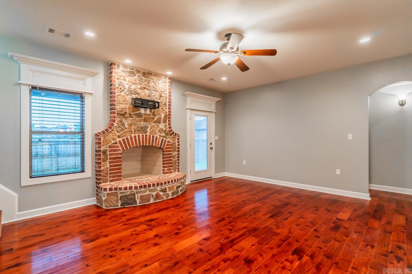 CRAFTSBURY VILLAGE - Residential