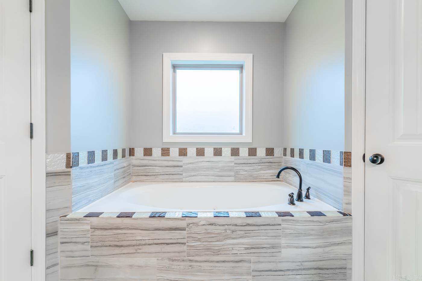 CRAFTSBURY VILLAGE - Residential