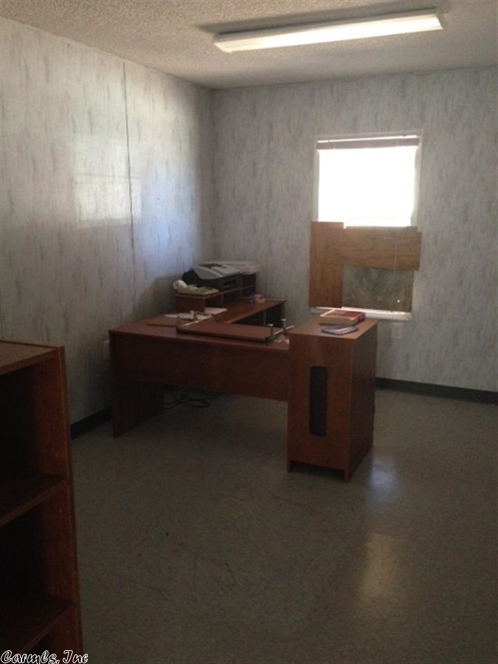 McKnown - Commercial Sale