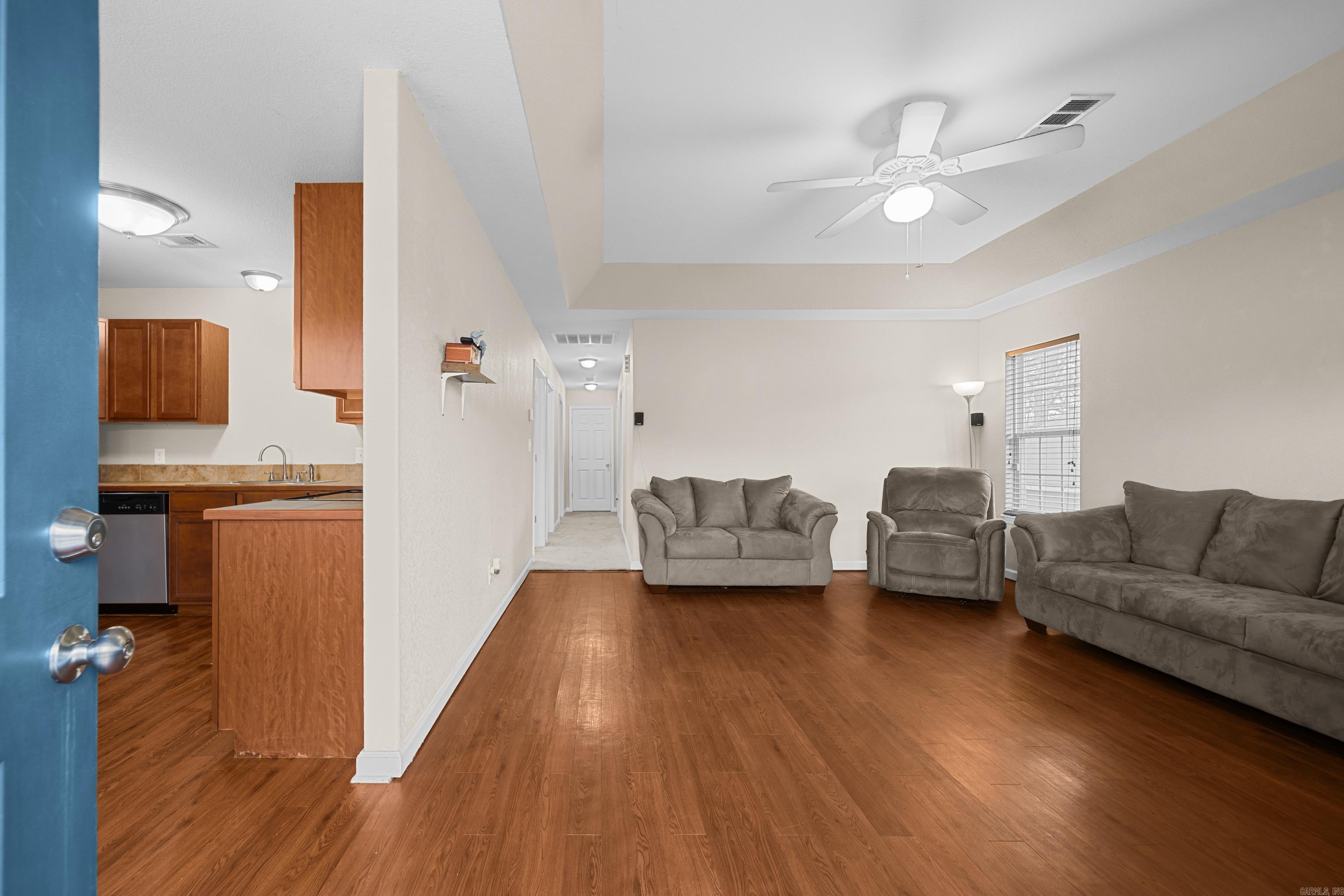 HICKORY HILLS - Residential