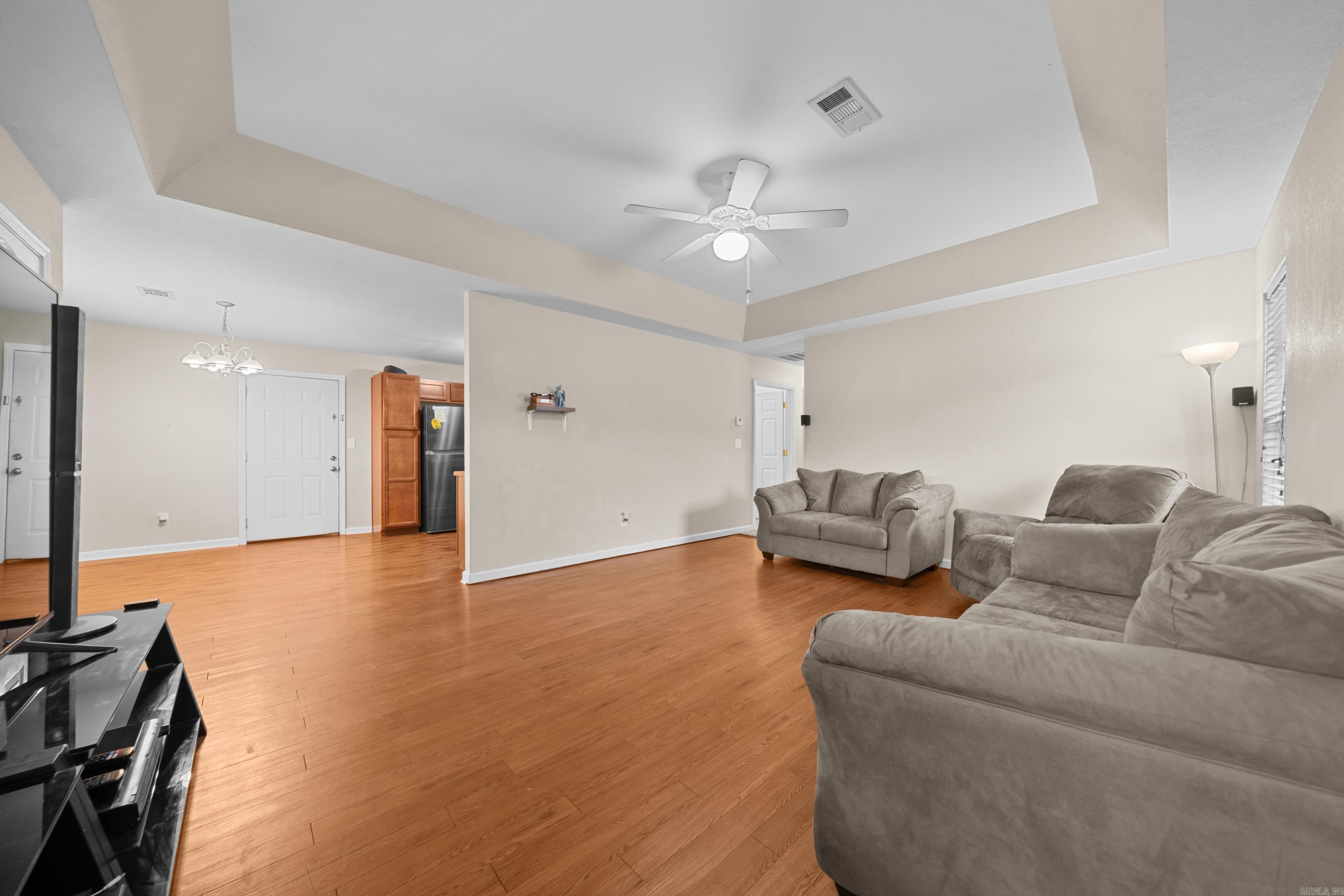 HICKORY HILLS - Residential