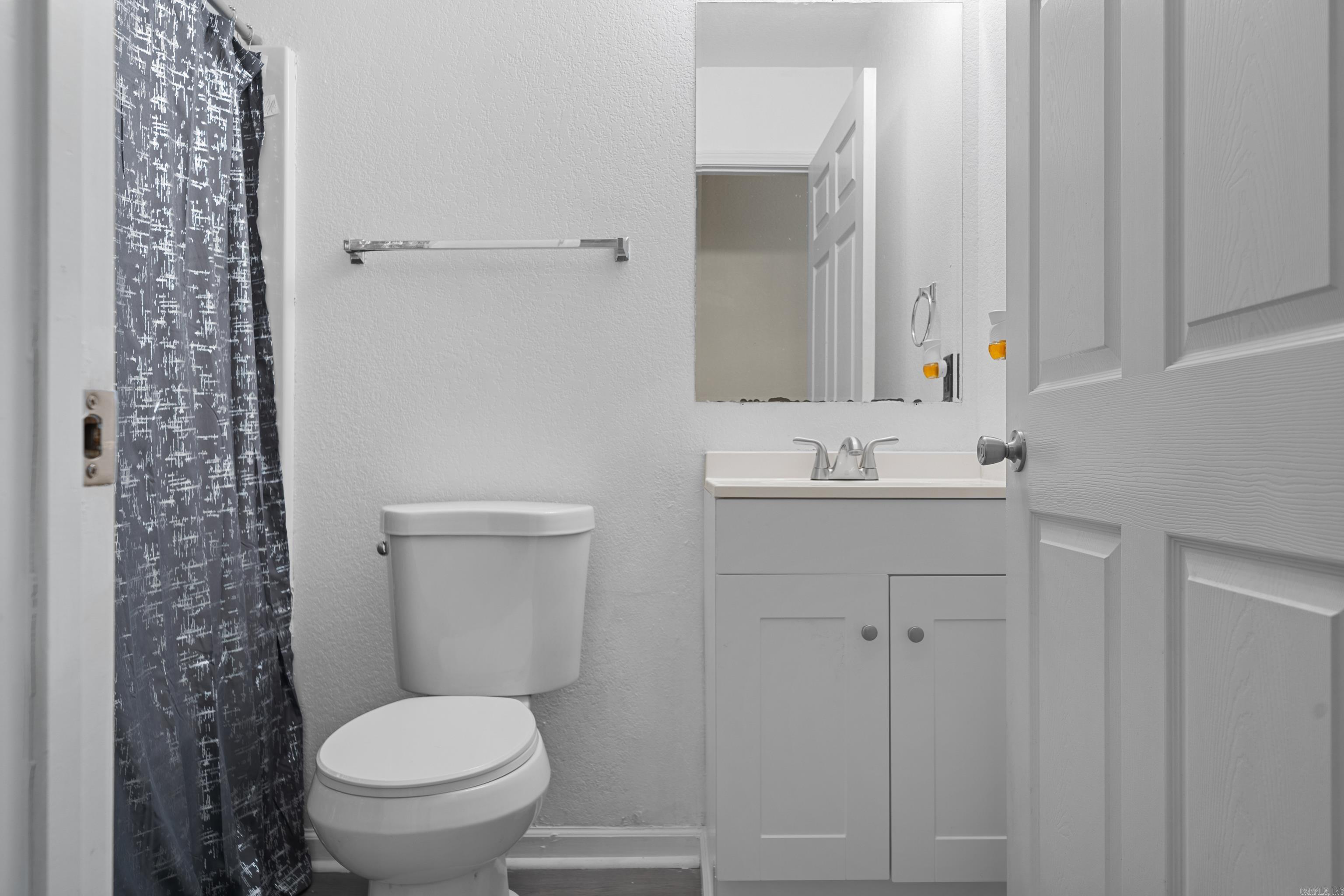 HICKORY HILLS - Residential