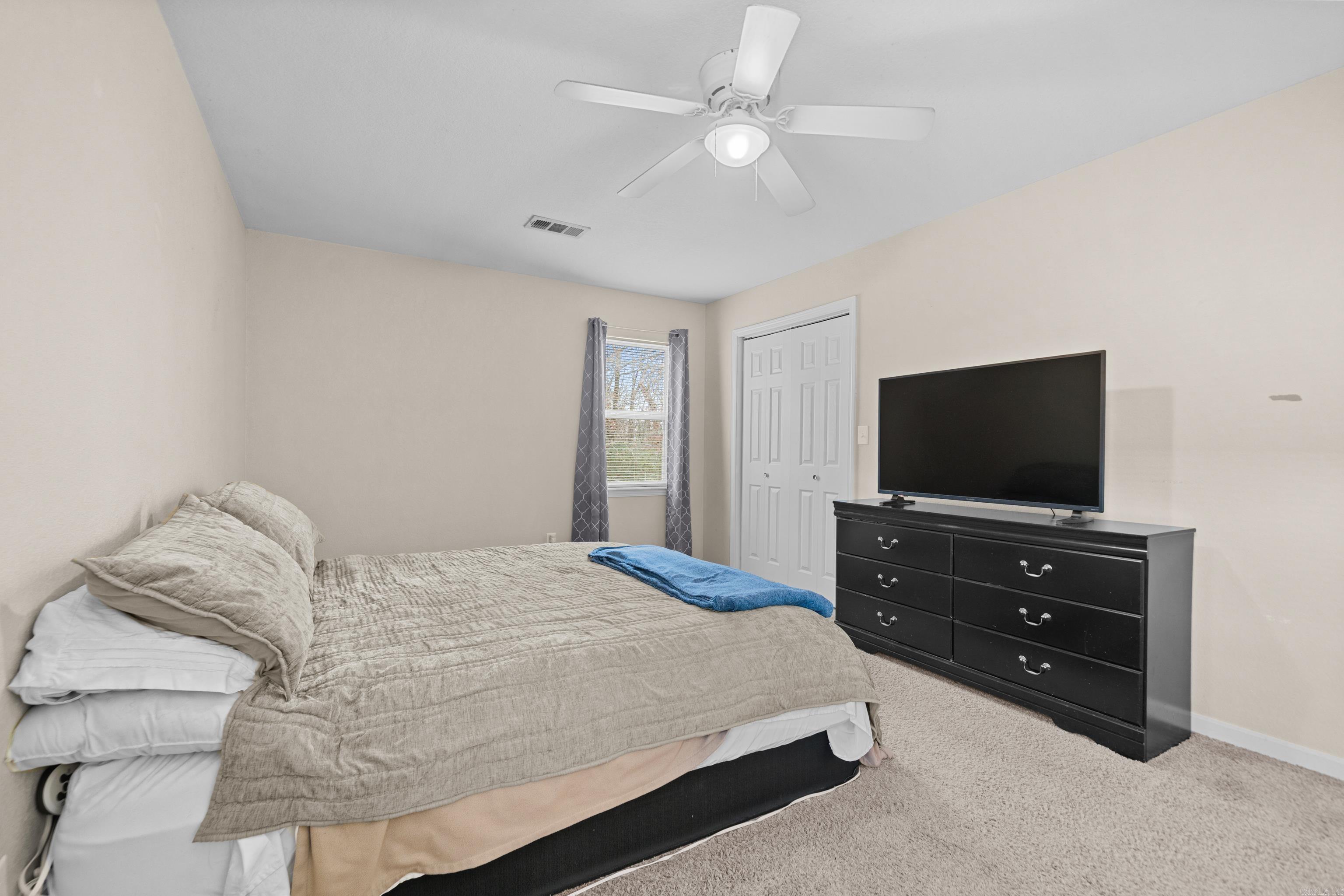 HICKORY HILLS - Residential