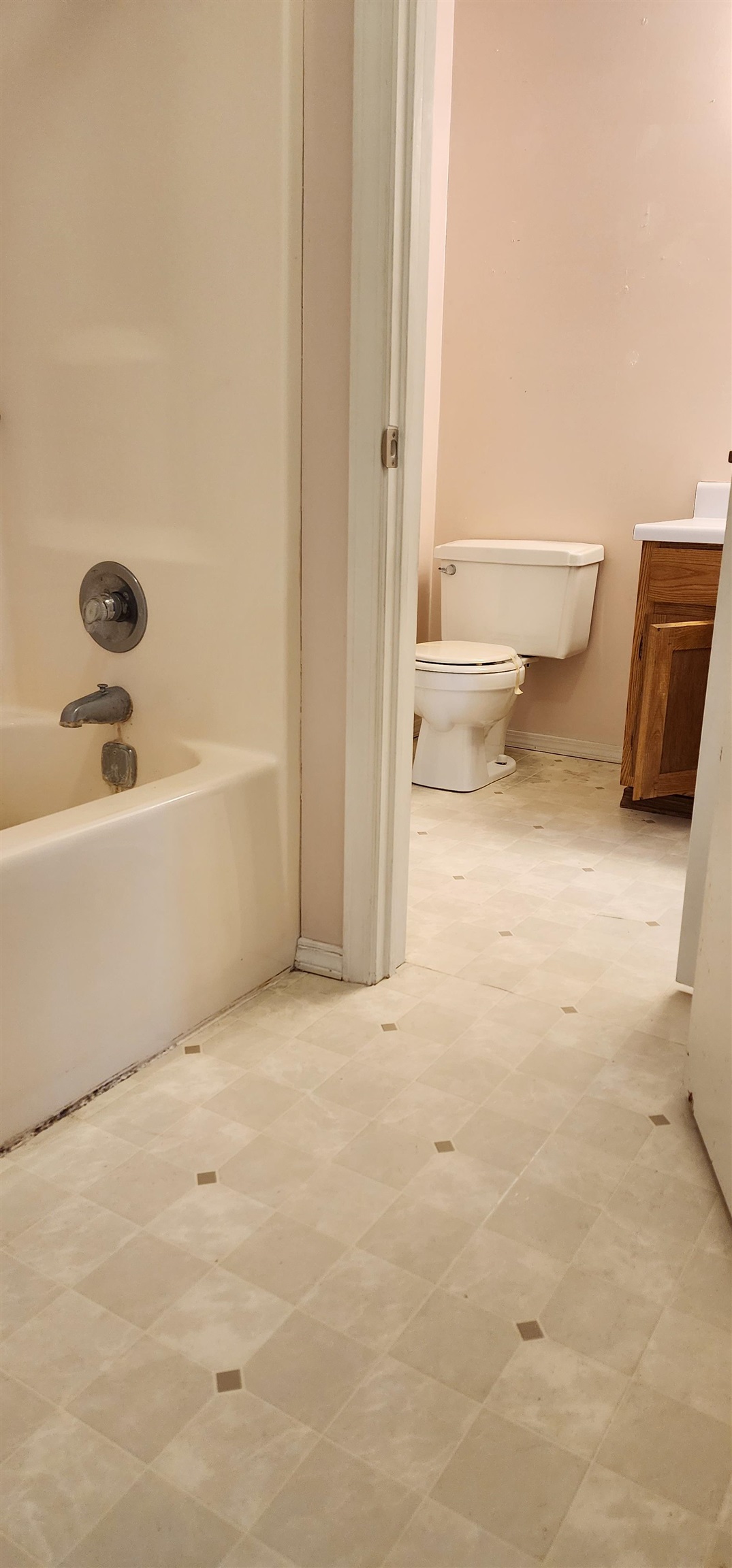 Cherokee Courts - Residential Lease