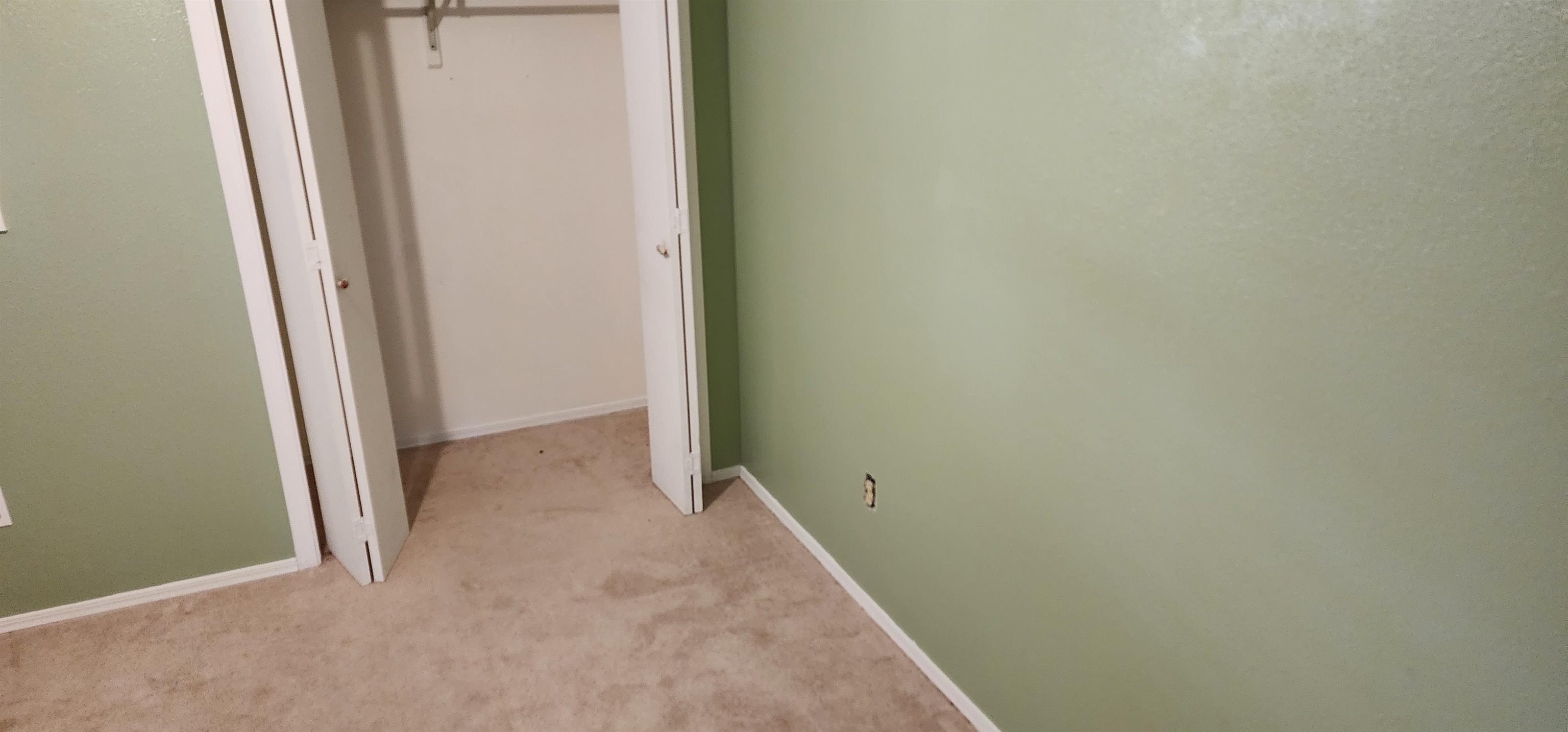 Cherokee Courts - Residential Lease