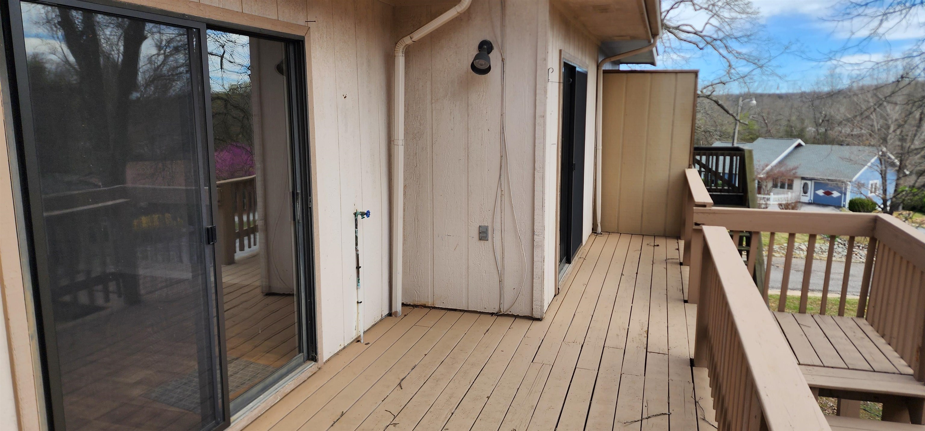 Cherokee Courts - Residential Lease