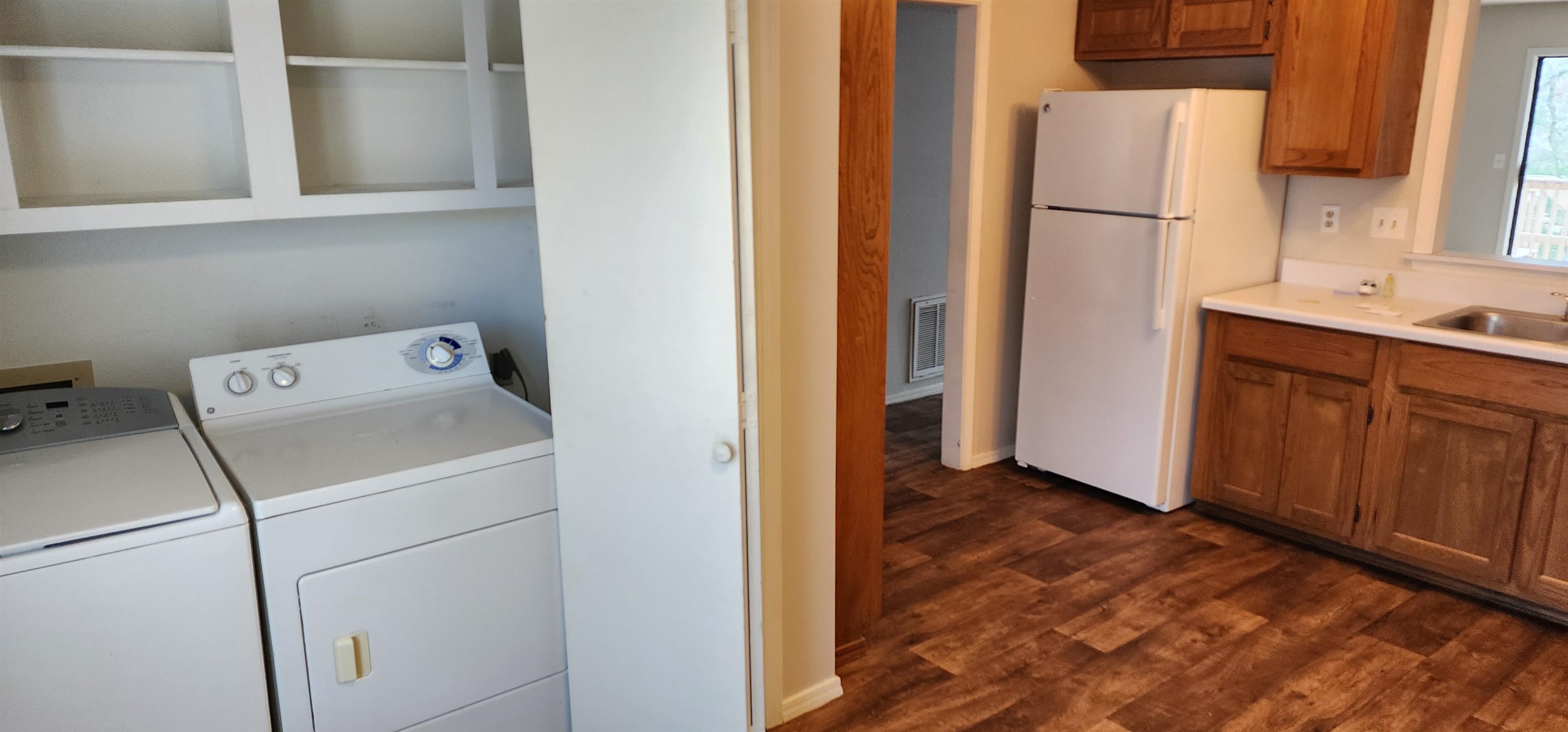 Cherokee Courts - Residential Lease