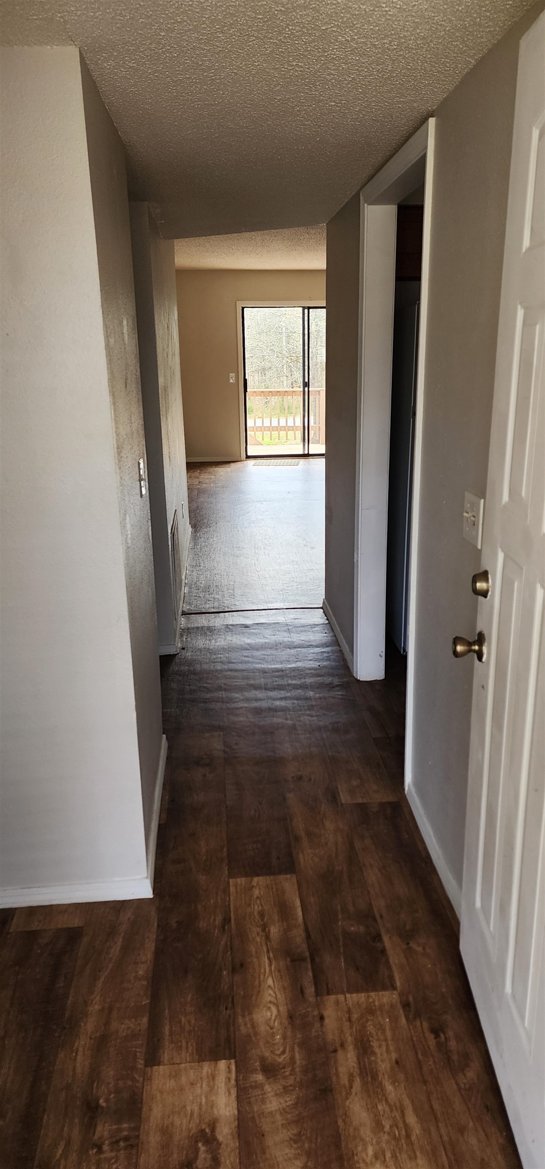 Cherokee Courts - Residential Lease