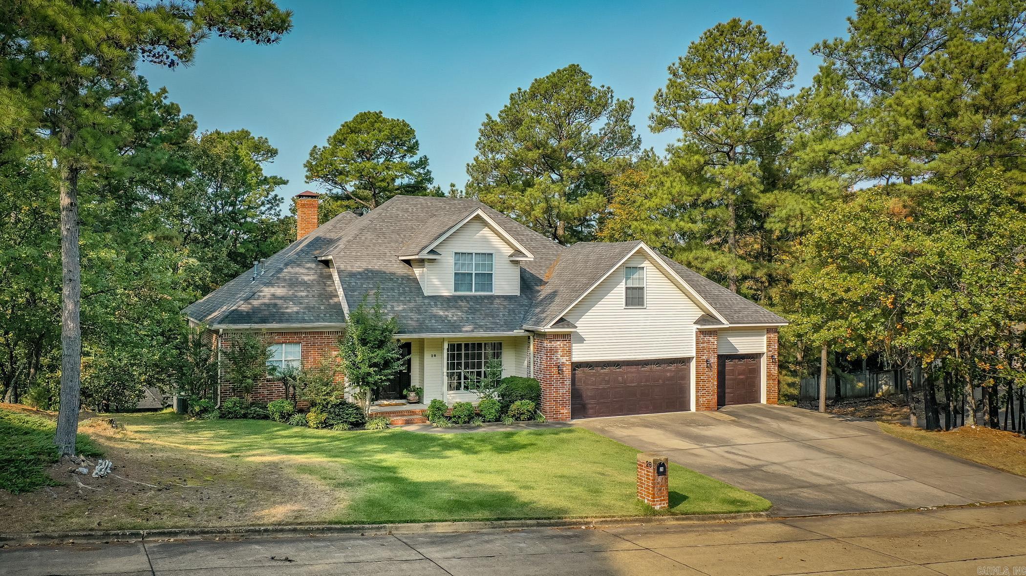 CHENAL RIDGE - Residential